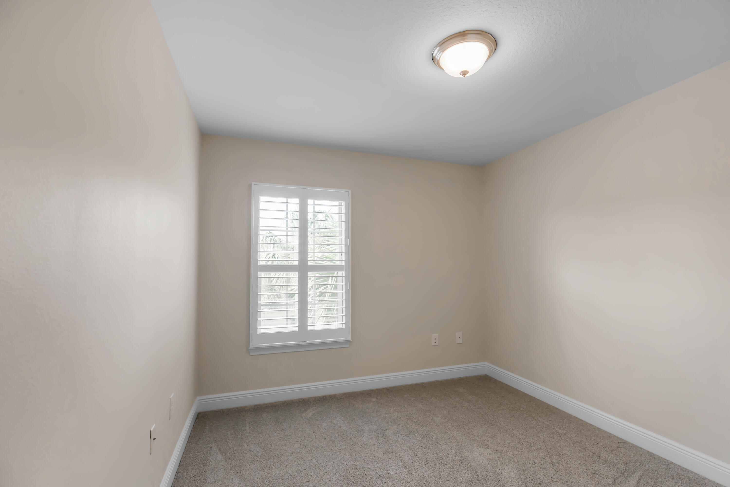 RESERVE POINTE - Residential