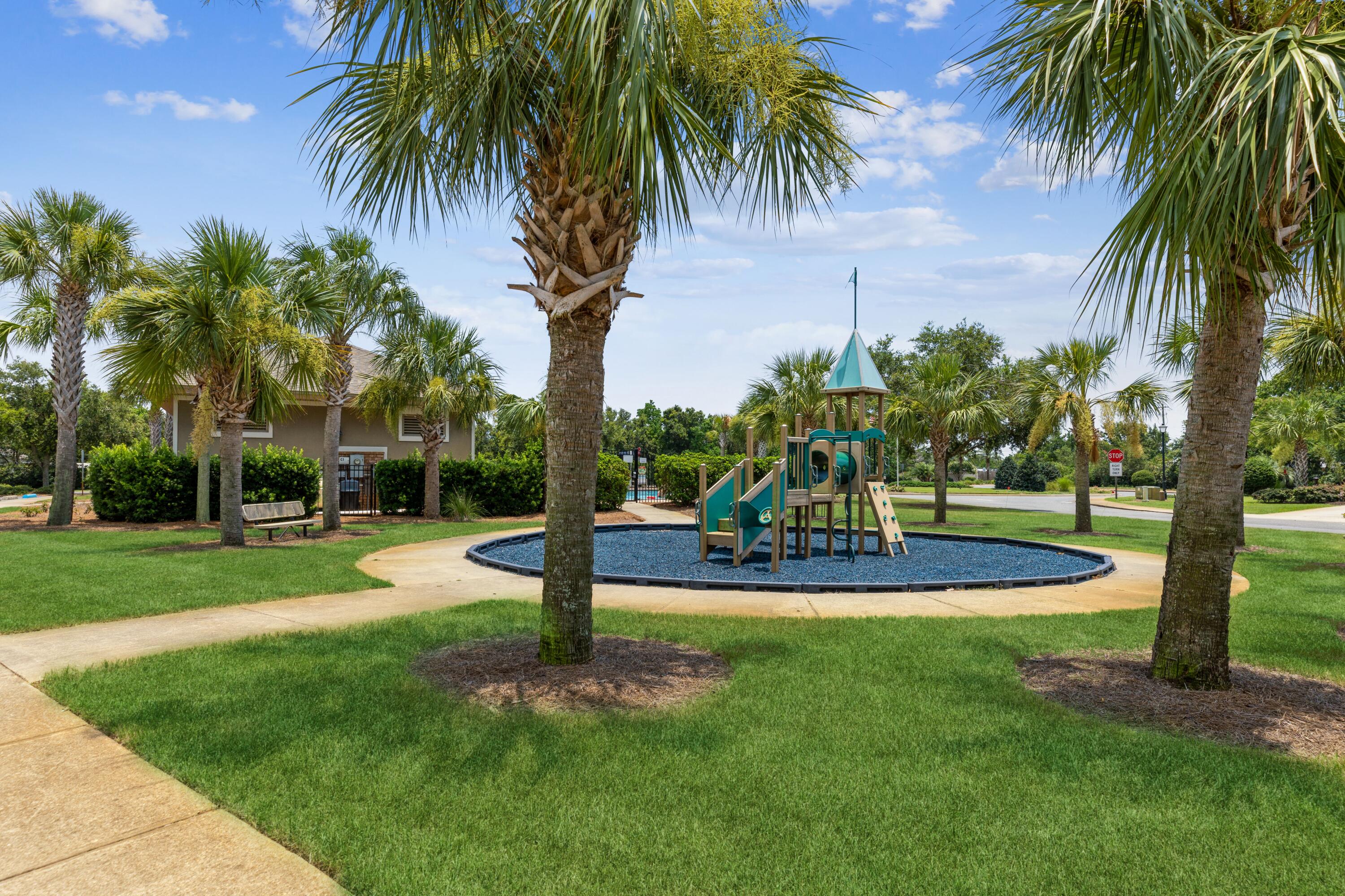 RESERVE POINTE - Residential