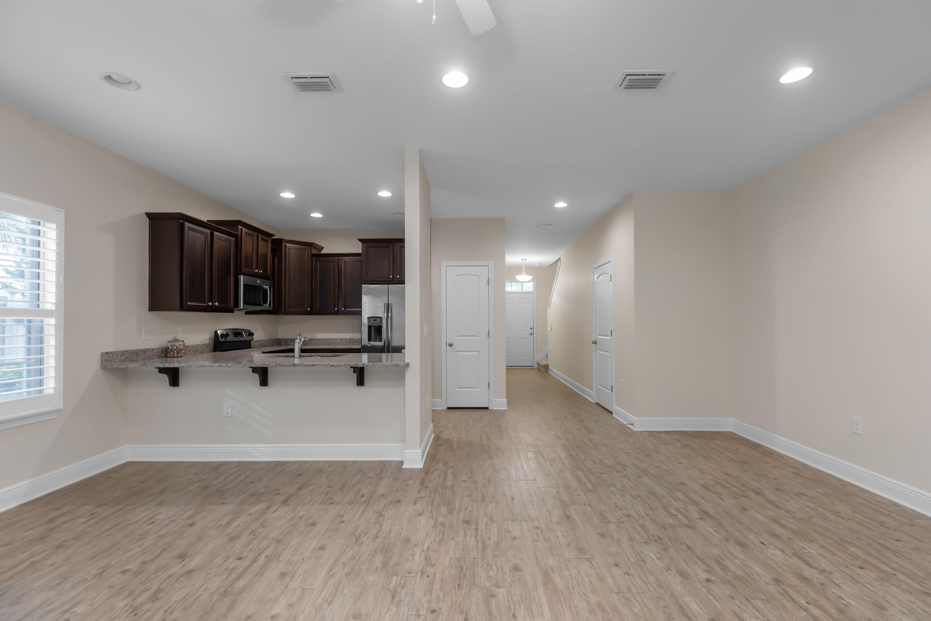 RESERVE POINTE - Residential