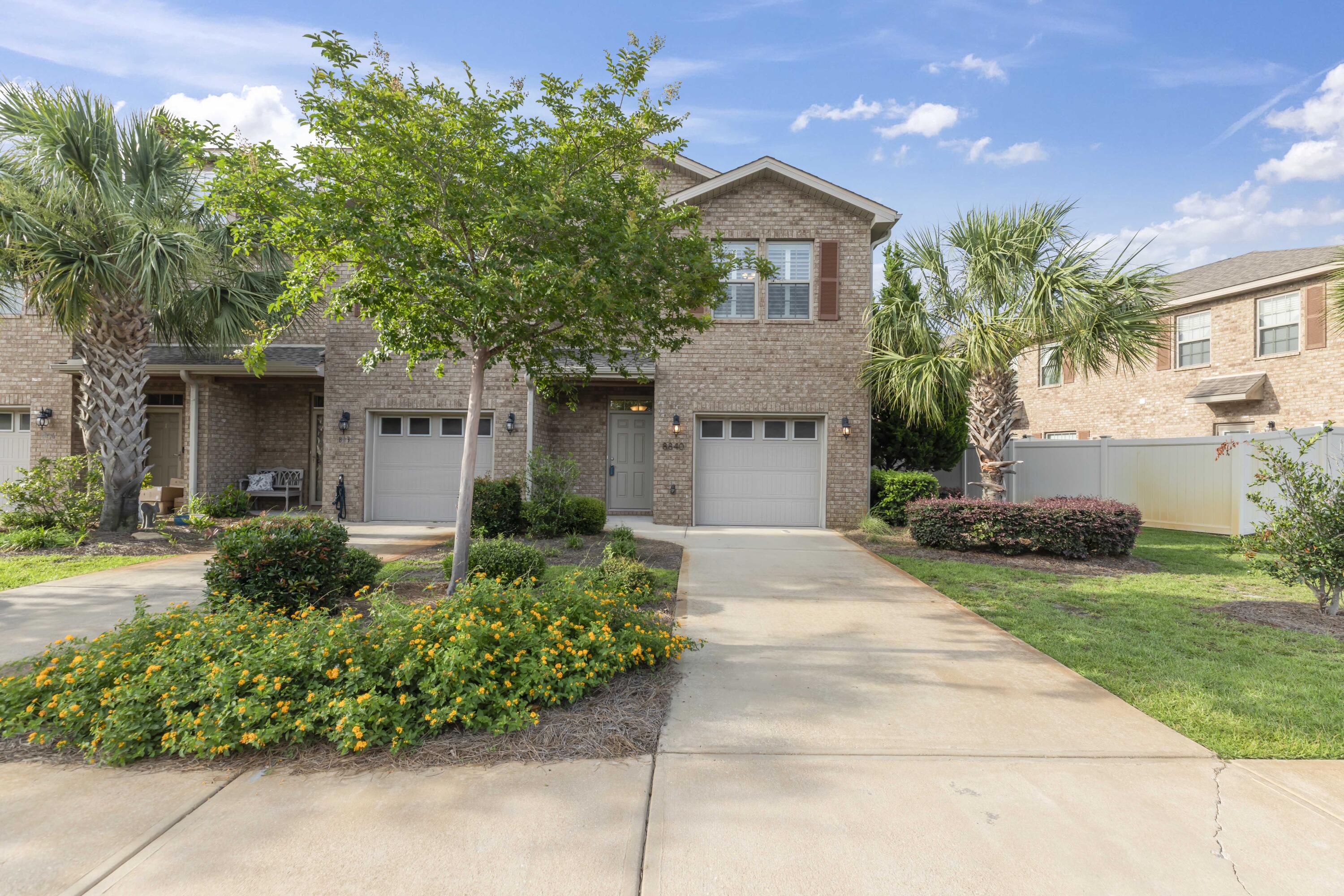 RESERVE POINTE - Residential