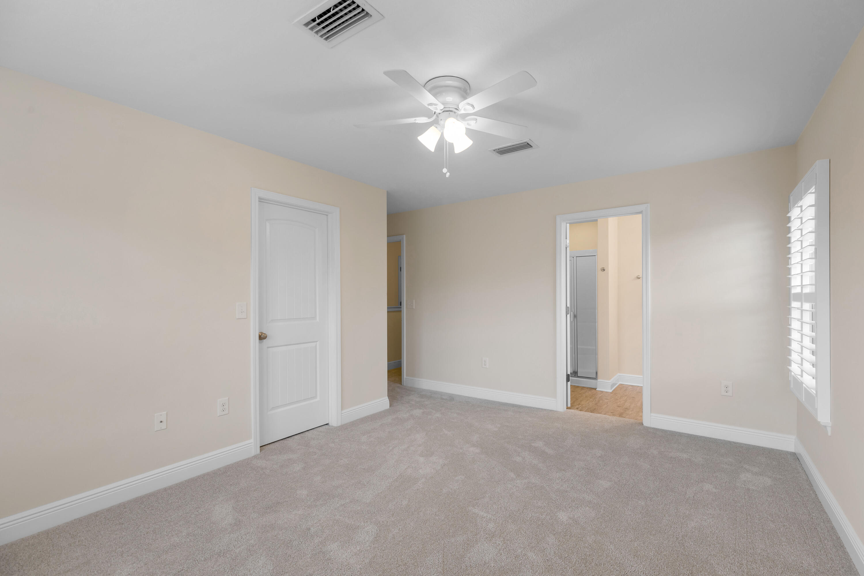 RESERVE POINTE - Residential