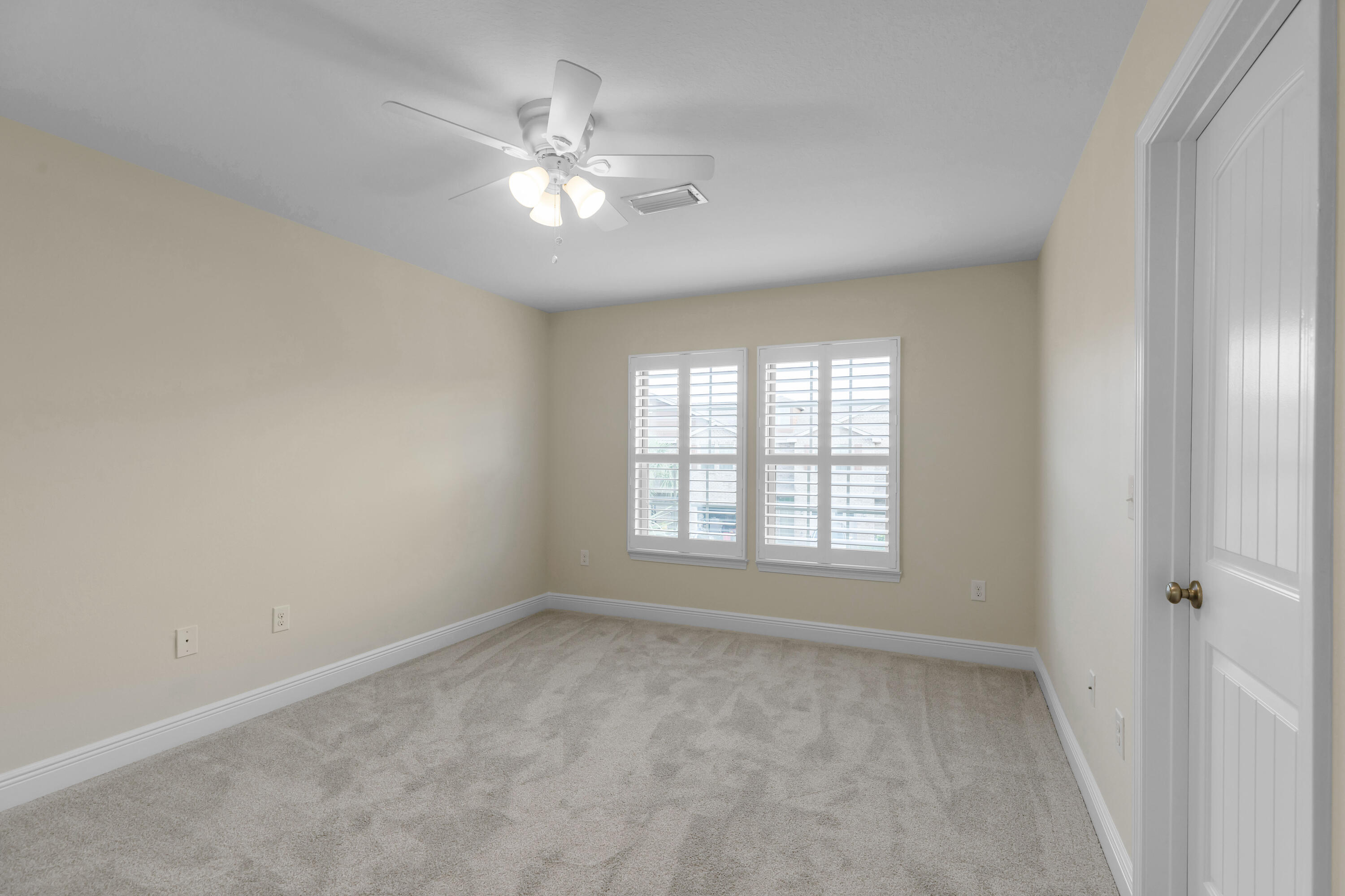 RESERVE POINTE - Residential