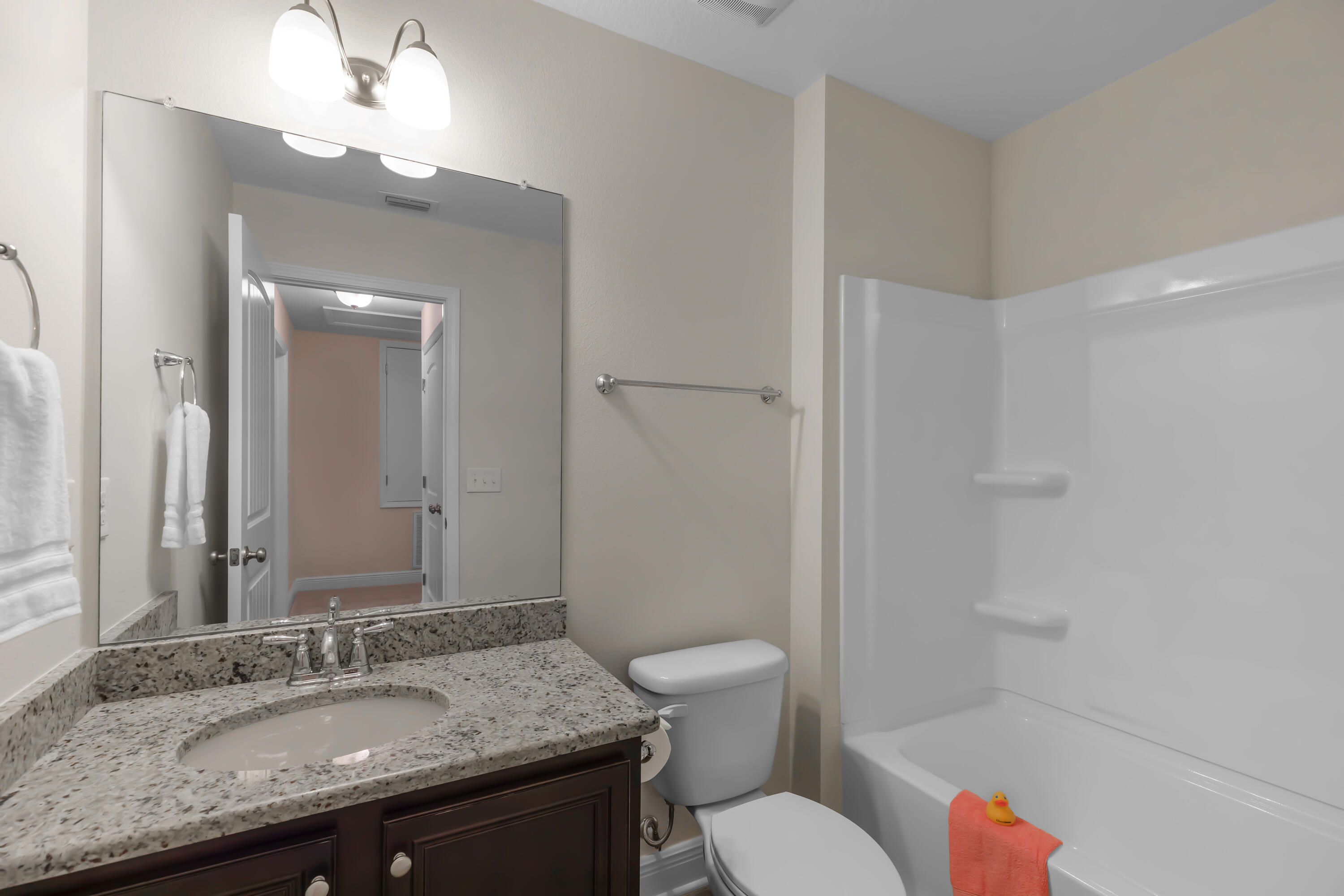 RESERVE POINTE - Residential