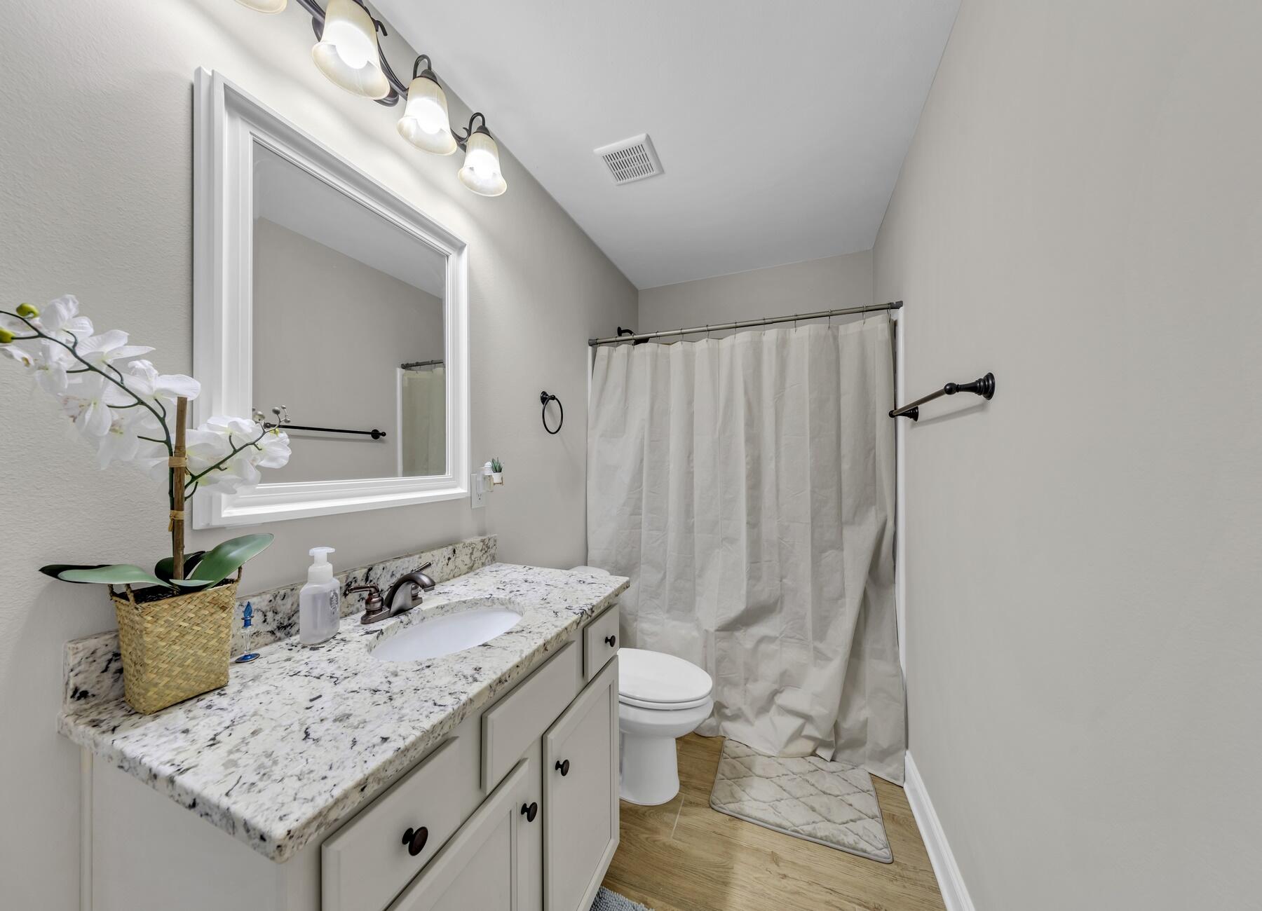 Vieux Carre' - Residential Lease