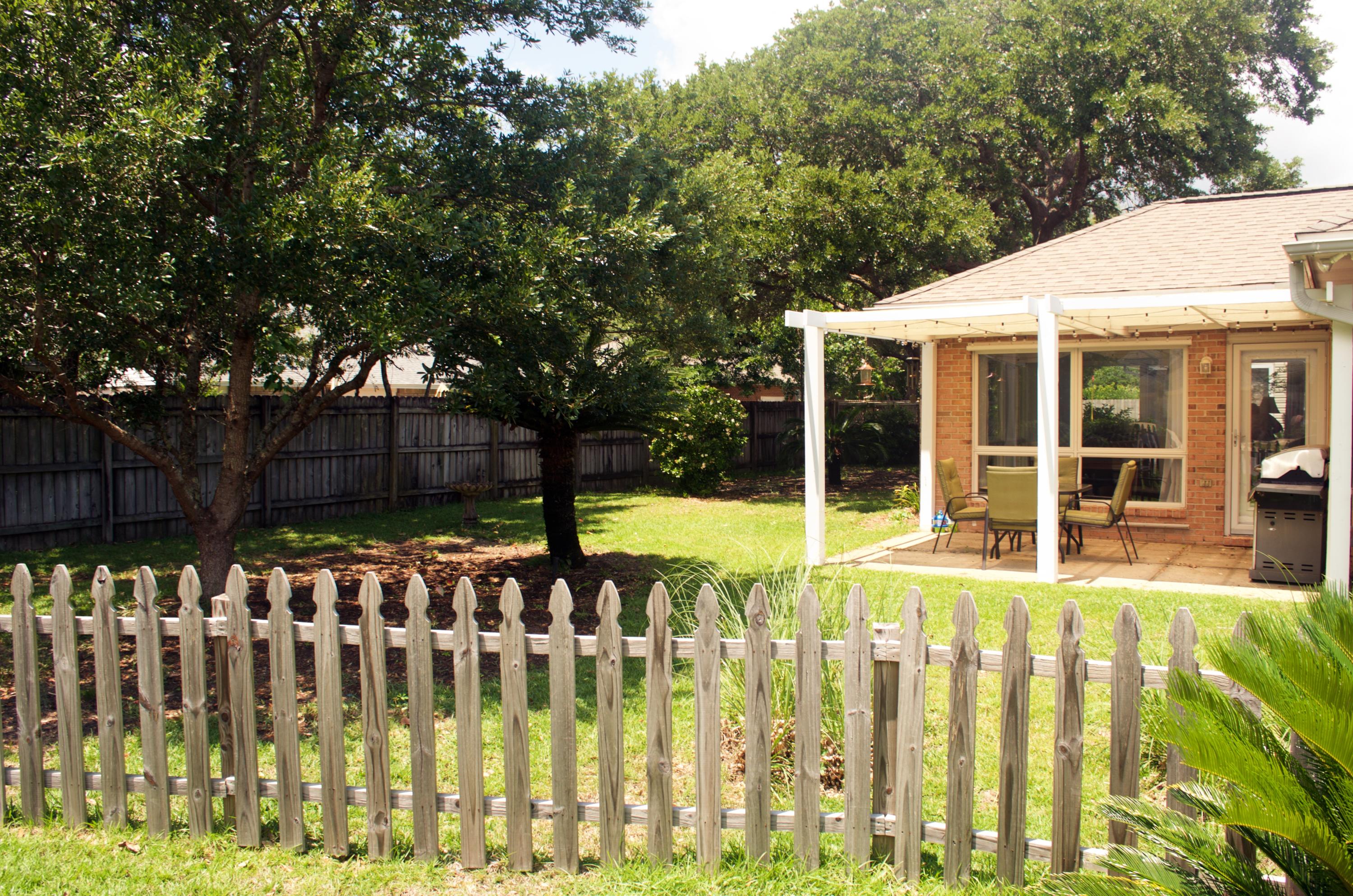 PARKWOOD PLACE AT BLUEWATER BAY - Residential Lease