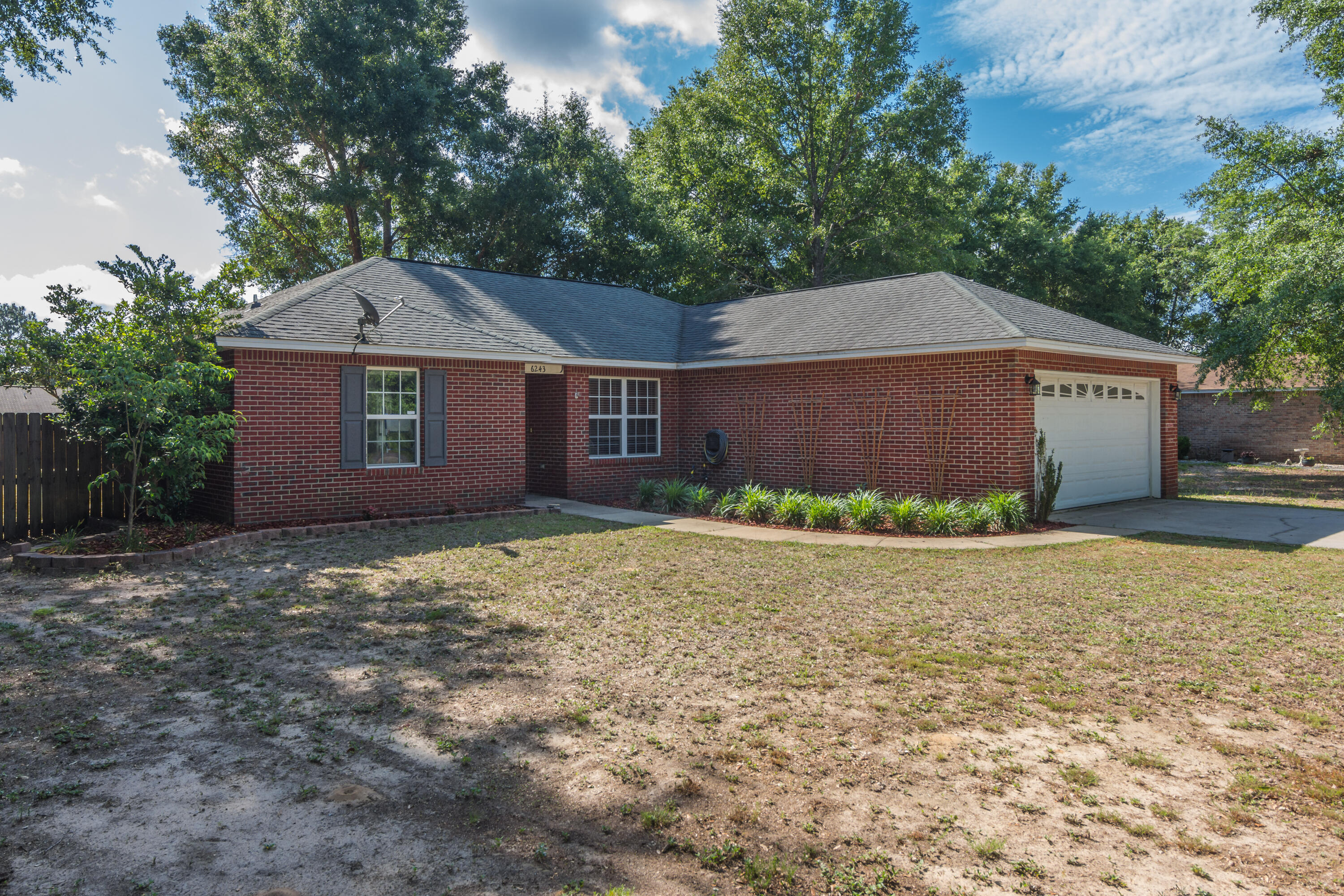 AUBURN ACRES - Residential