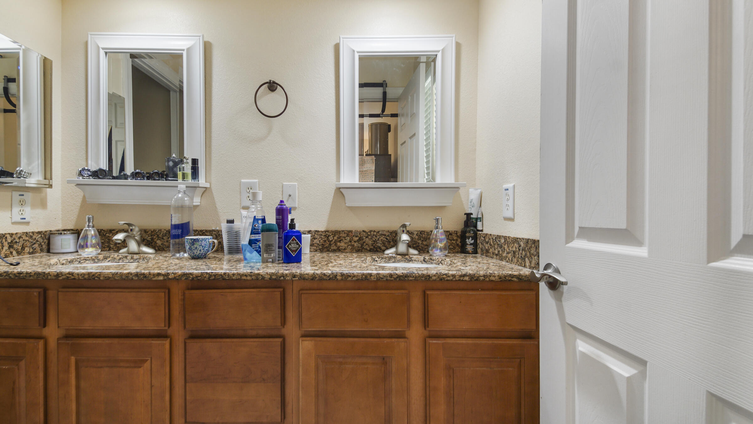 EAGLE BAY - Residential