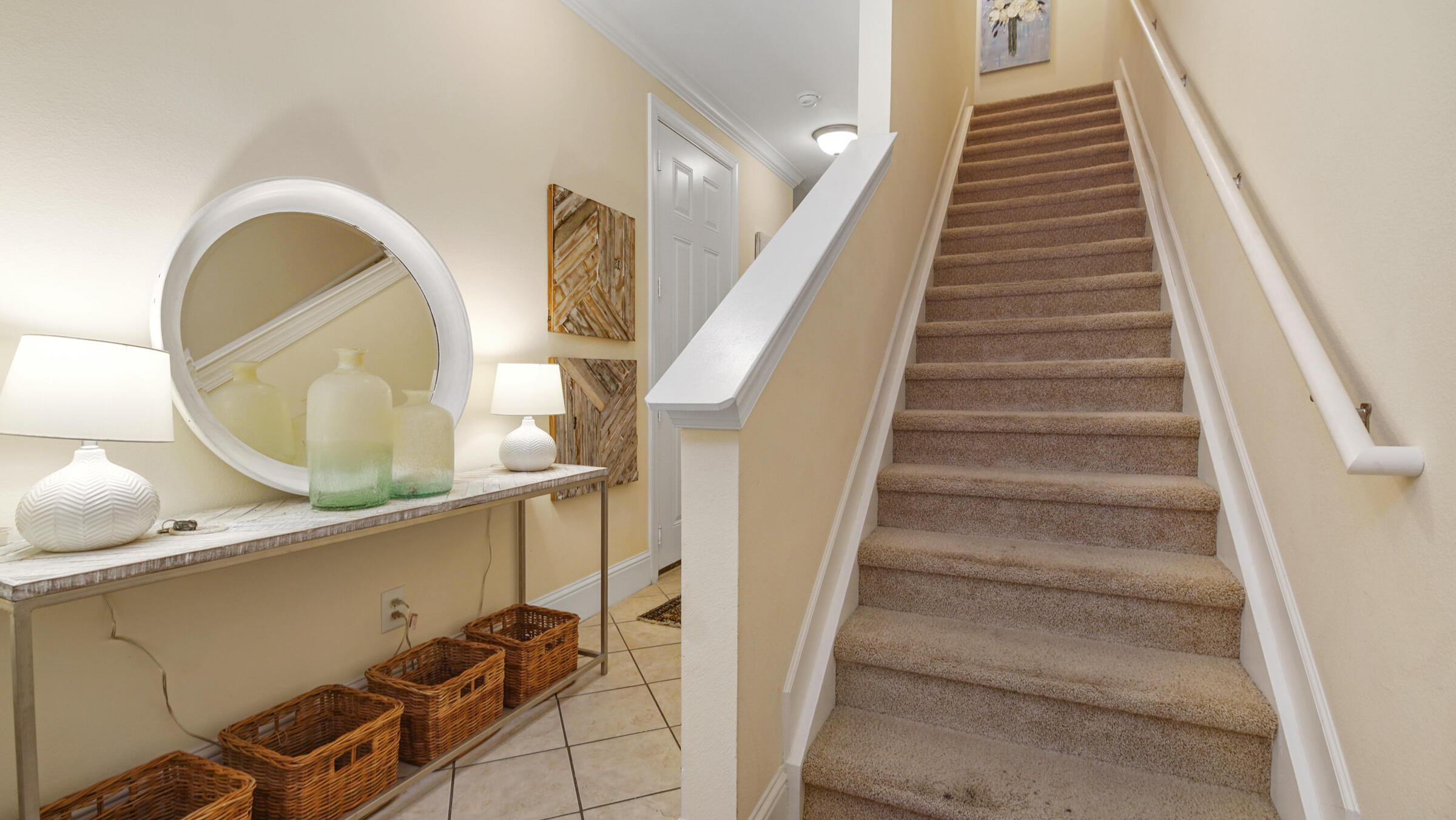 EAGLE BAY - Residential