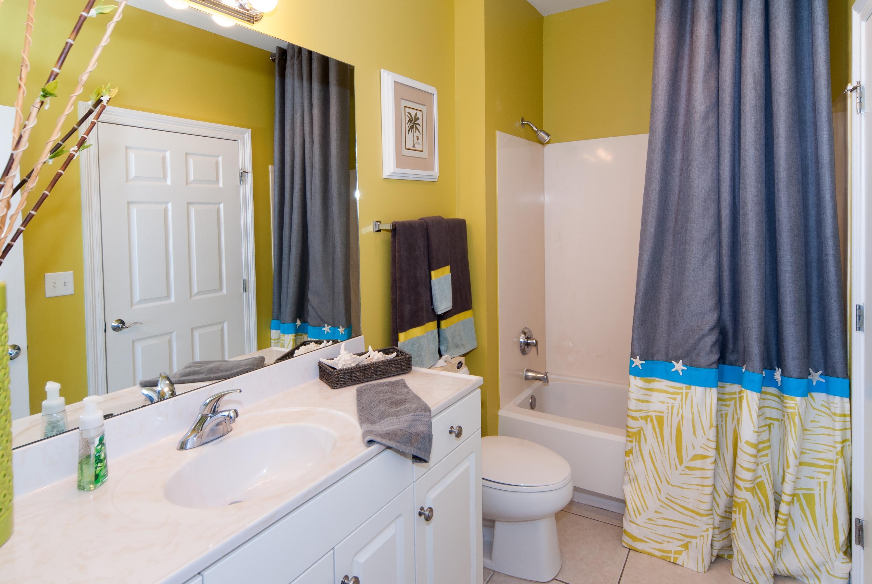 STERLING SHORES - Residential