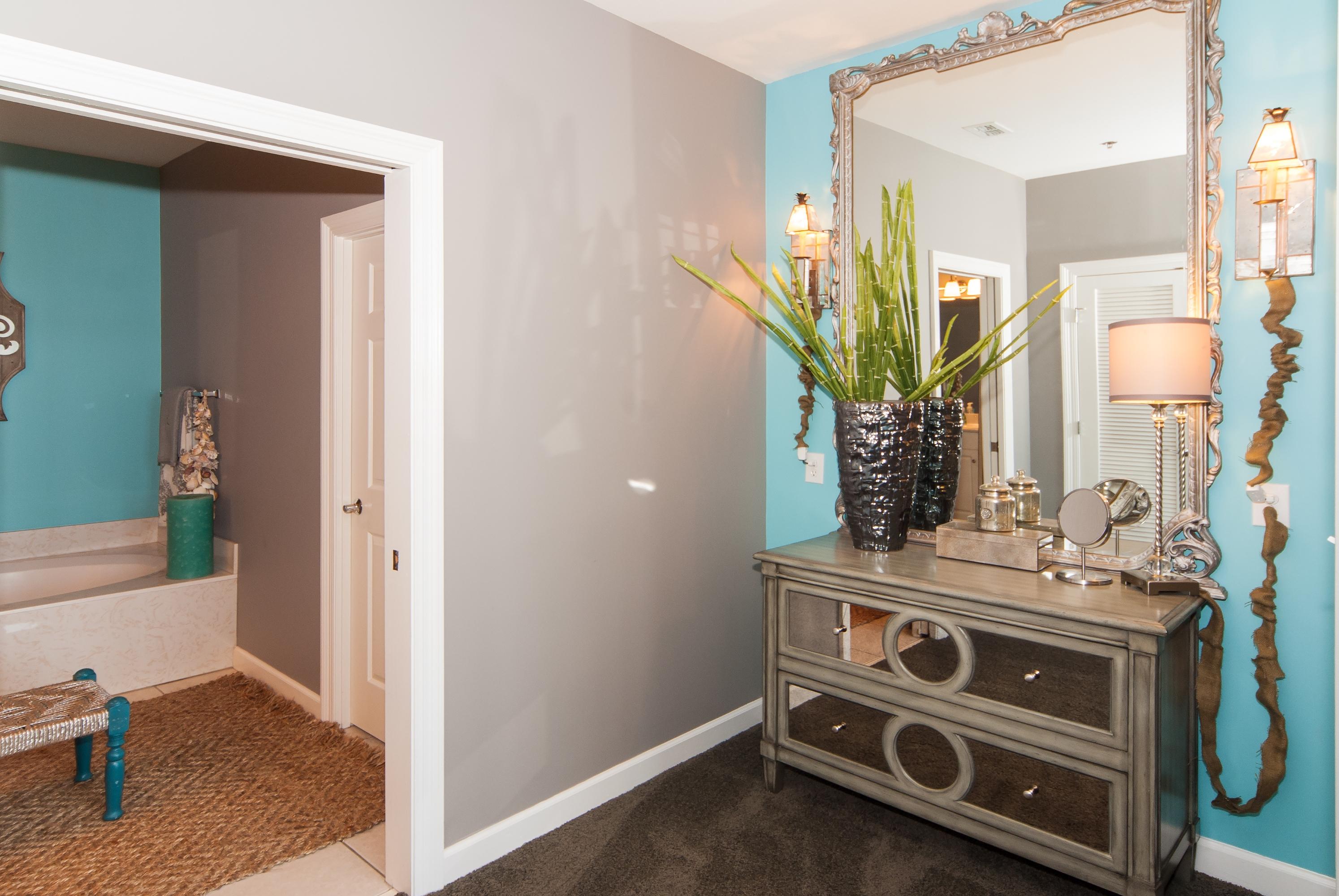 STERLING SHORES - Residential