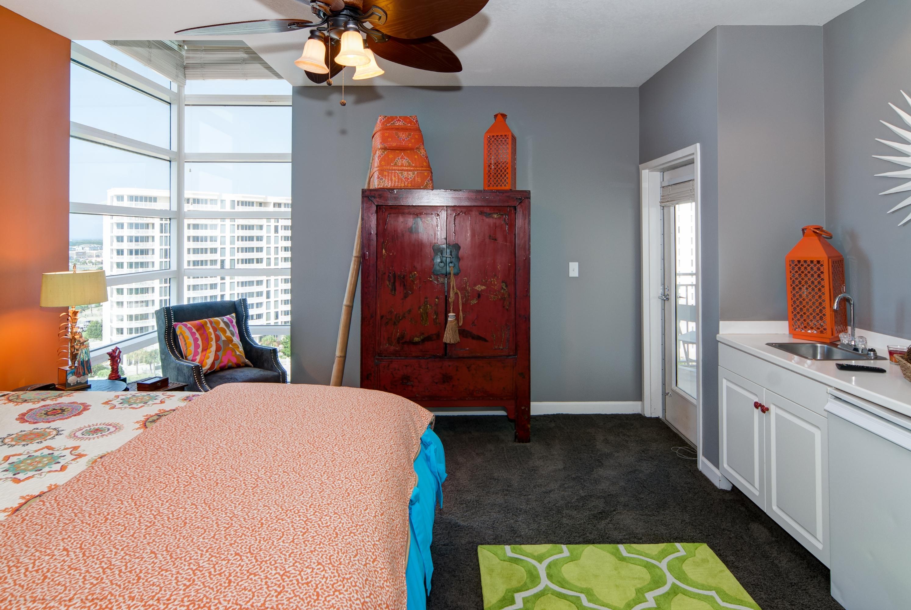 STERLING SHORES - Residential