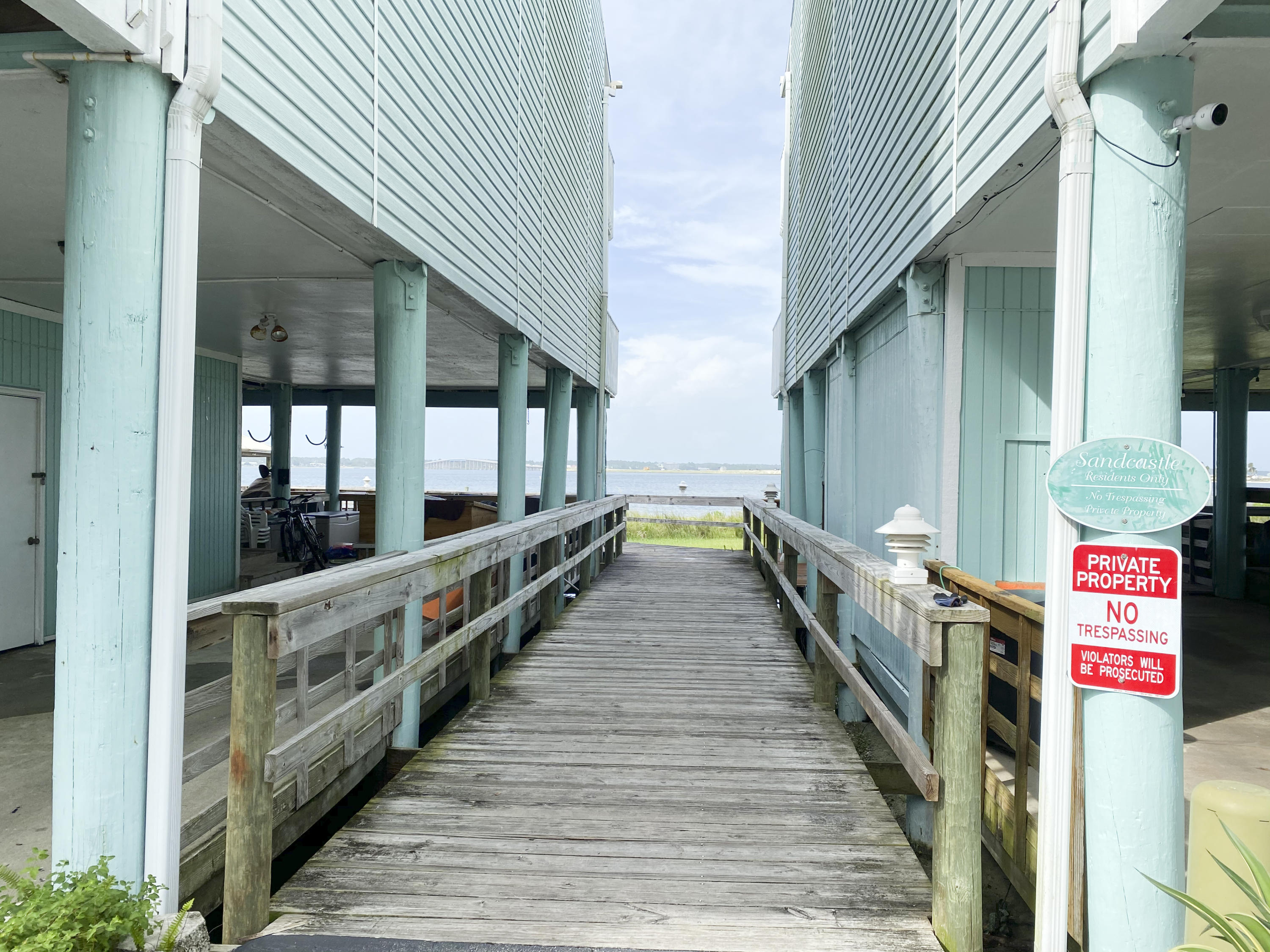 SANDCASTLE BEACH HOMES PH 1 - Residential