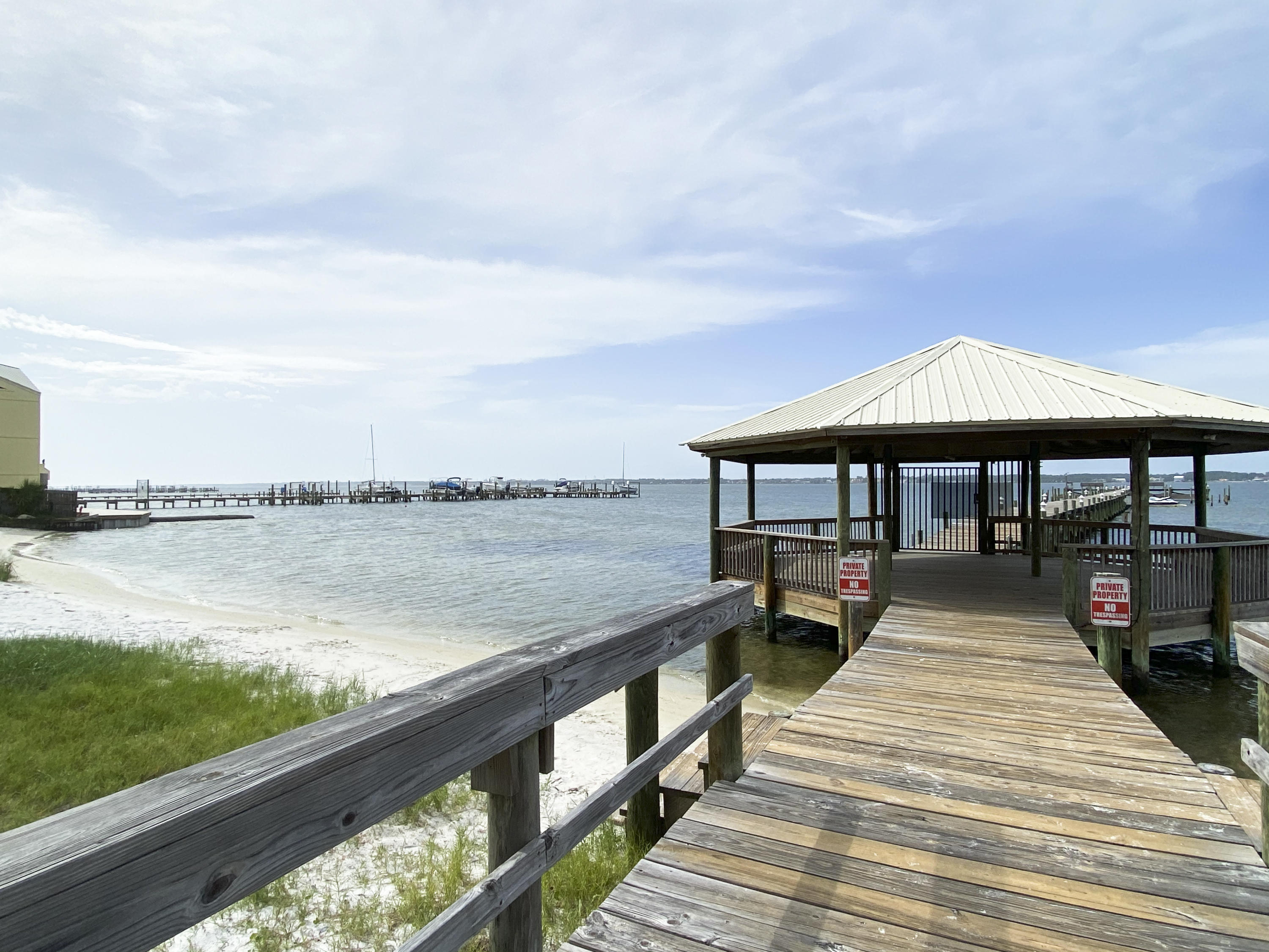 SANDCASTLE BEACH HOMES PH 1 - Residential