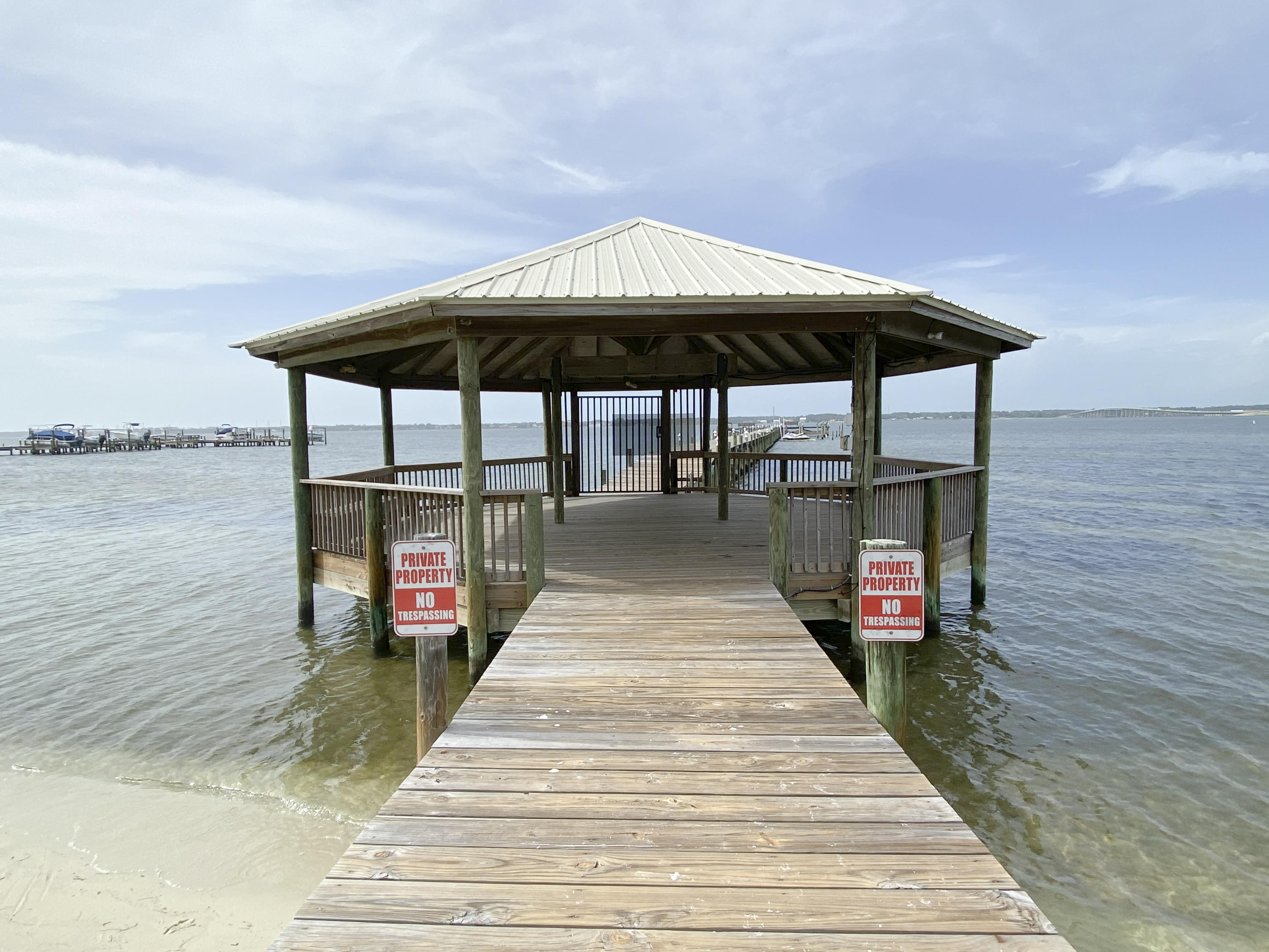 SANDCASTLE BEACH HOMES PH 1 - Residential