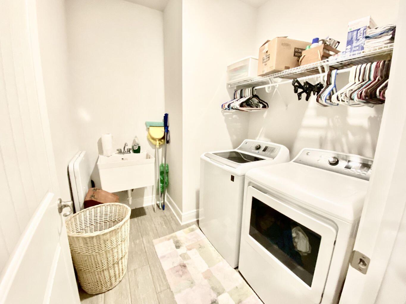 WINDSWEPT ESTATES - Residential