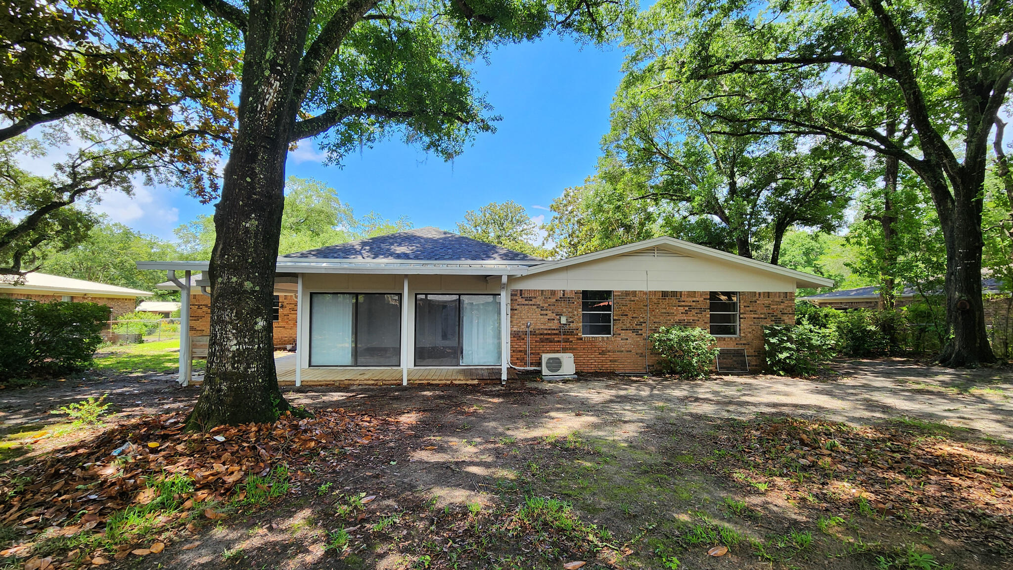 OVERBROOK - Residential