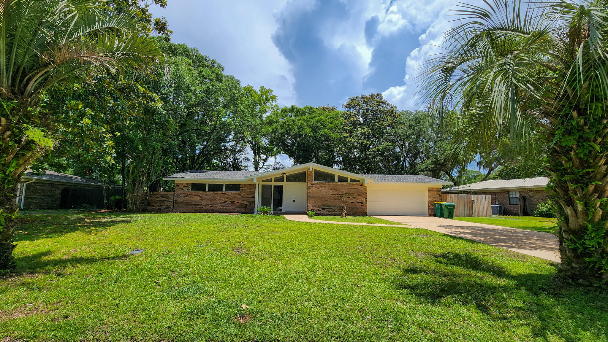 OVERBROOK - Residential