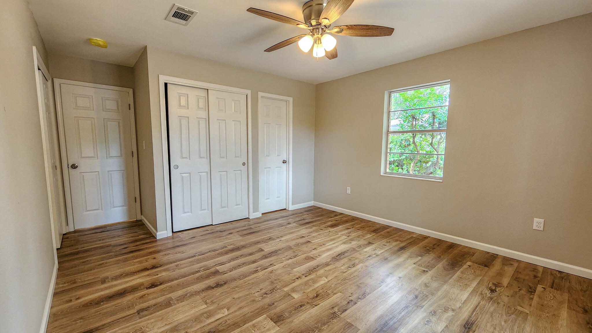 OVERBROOK - Residential