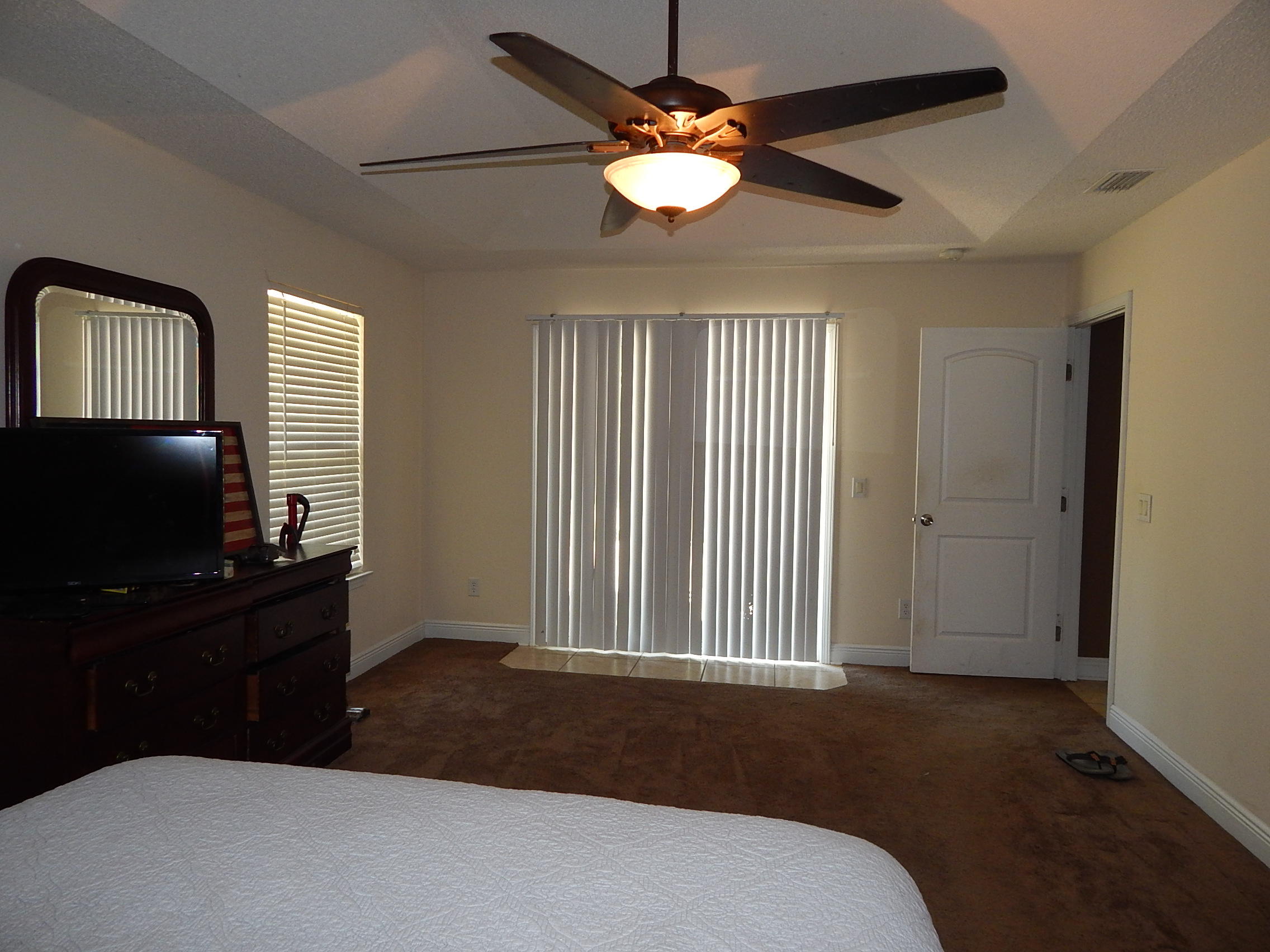 NAVARRE S/D 2ND ADDN - Residential