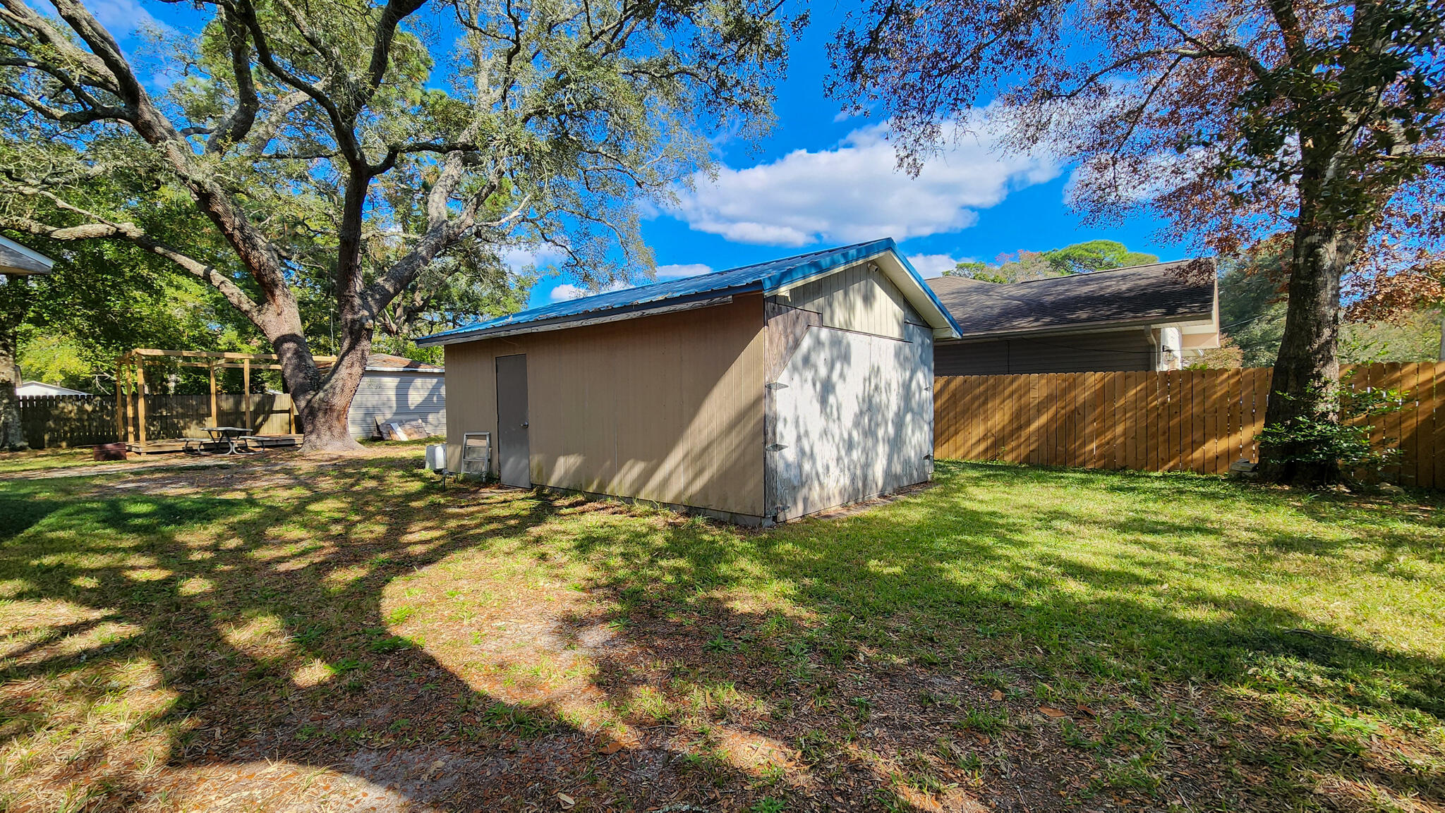 FOREST HEIGHTS - Residential