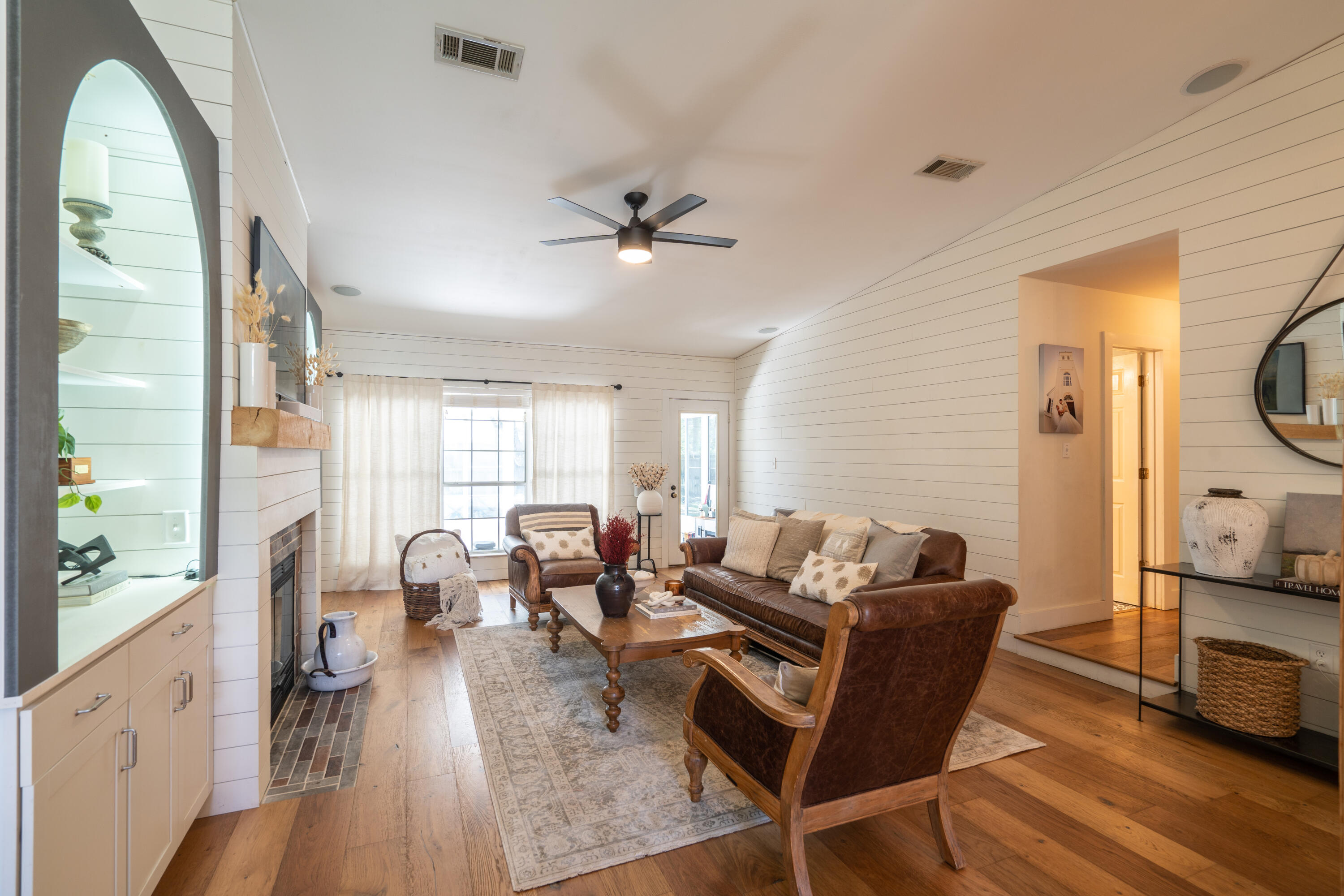 PARKWOOD ESTATES PH 1 BLUEWATER BAY - Residential