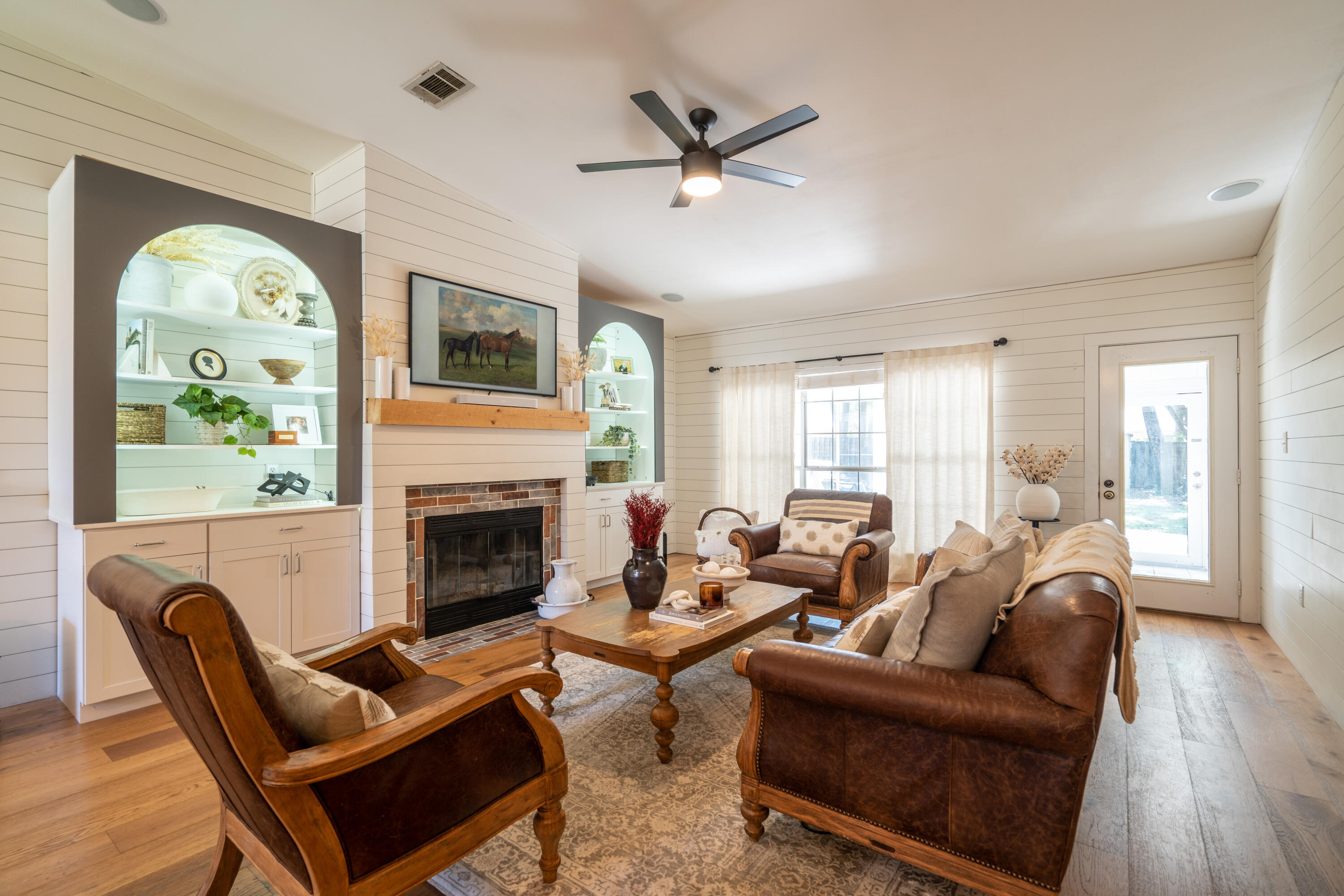 PARKWOOD ESTATES PH 1 BLUEWATER BAY - Residential