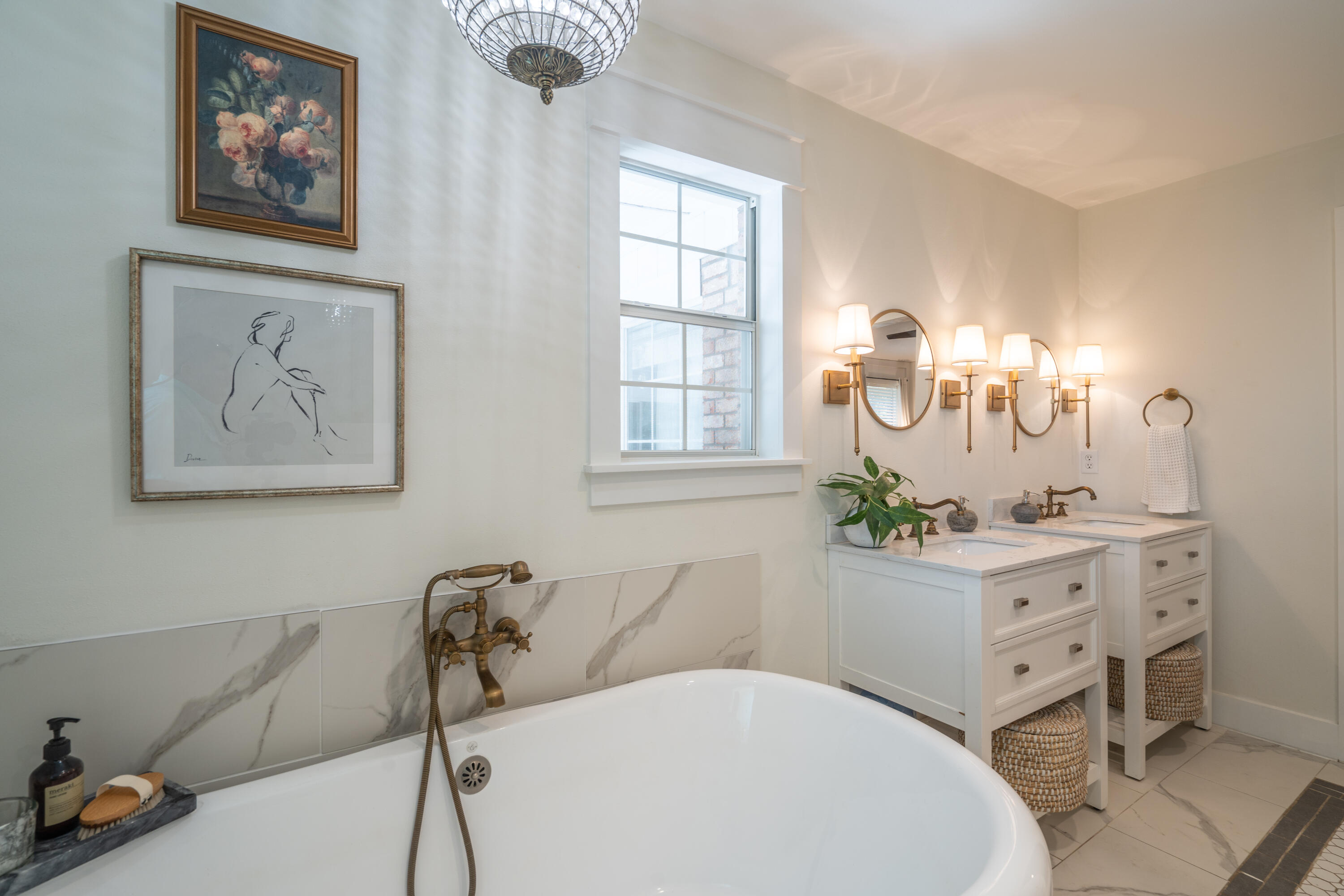 PARKWOOD ESTATES PH 1 BLUEWATER BAY - Residential