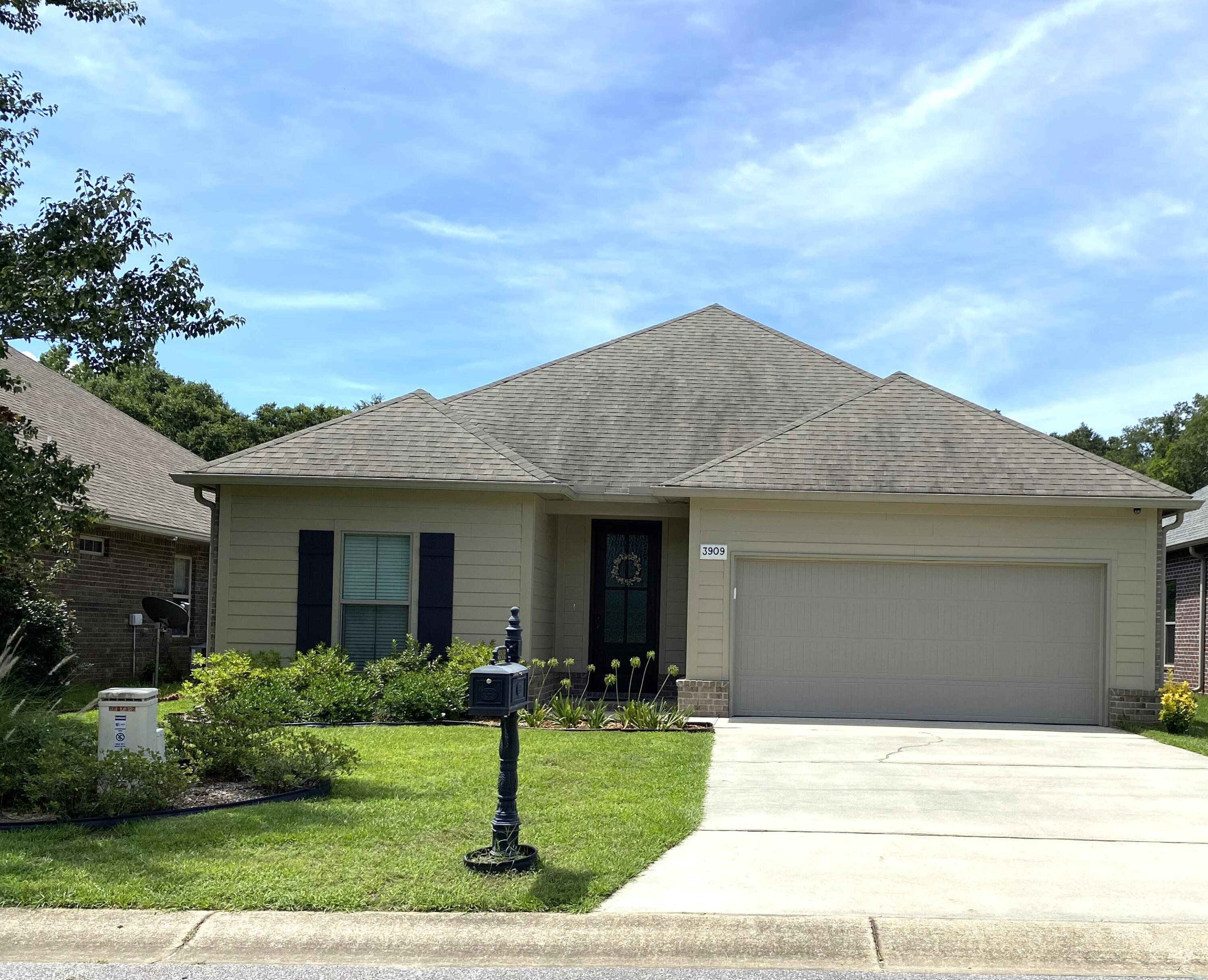4 bedroom 2 bath. This is a very well maintained home. You will love this one. This home is located in the beautiful Fieldcrest Subdivision. As you walk through the 8 foot front door into the nice size entry way you will be amazed by the extra tall ceilings. Beautiful tray ceiling with a nice ceiling fan in the open living area. Handy kitchen area with stainless appliances, pantry, breakfast bar in the island, and nice size area for dining just off the kitchen area. French doors leads to the enclosed patio. The Large suite is complete with separate tiled shower, water closet, walk in closet, double vanity, and an almost 7 foot tub. The 2 smaller bedroom are located in the front of the home. Nice small shed in the fenced in back yard for your use. Epoxied garage floor