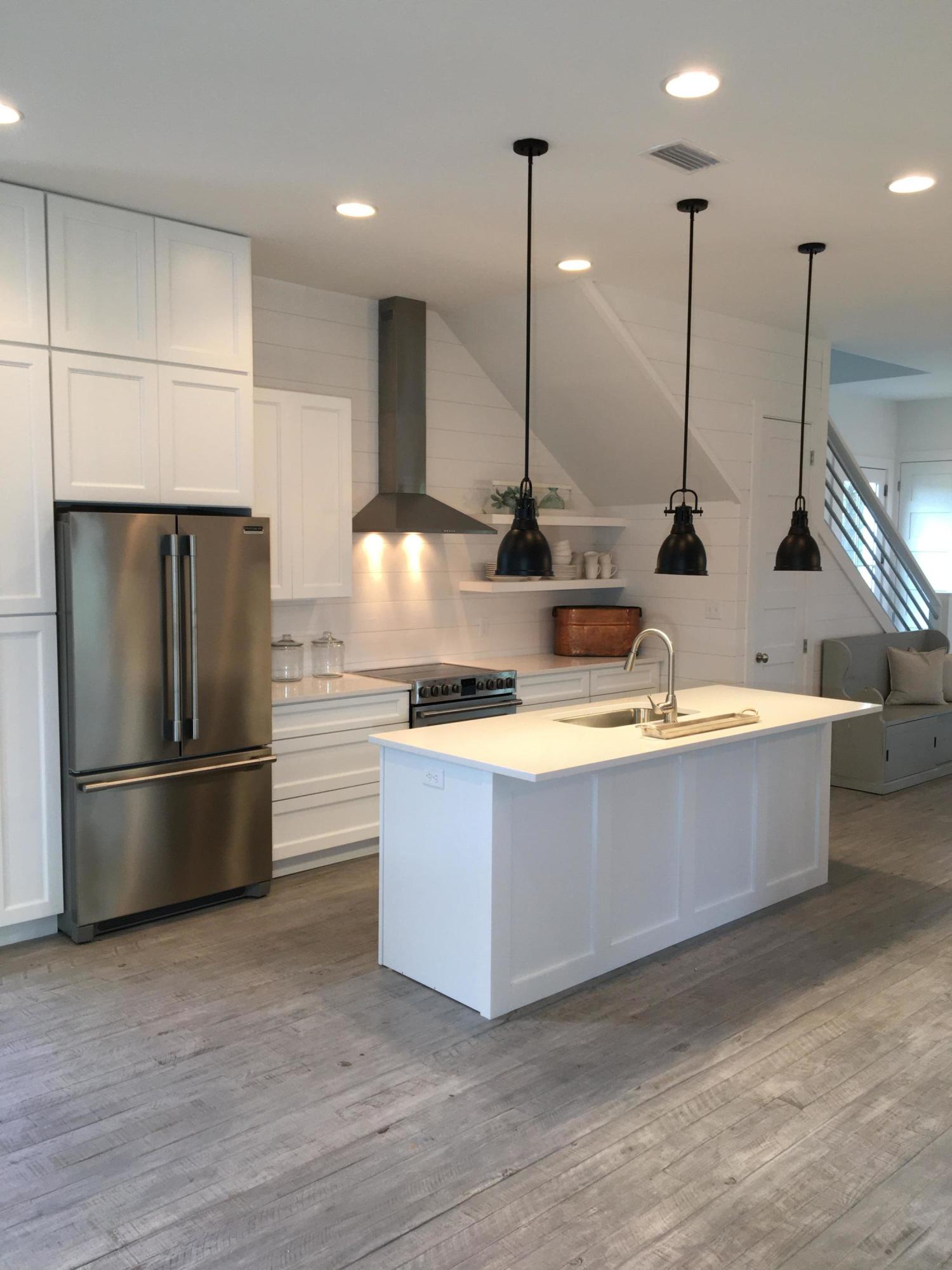 BLUE MOUNTAIN BEACH - Residential