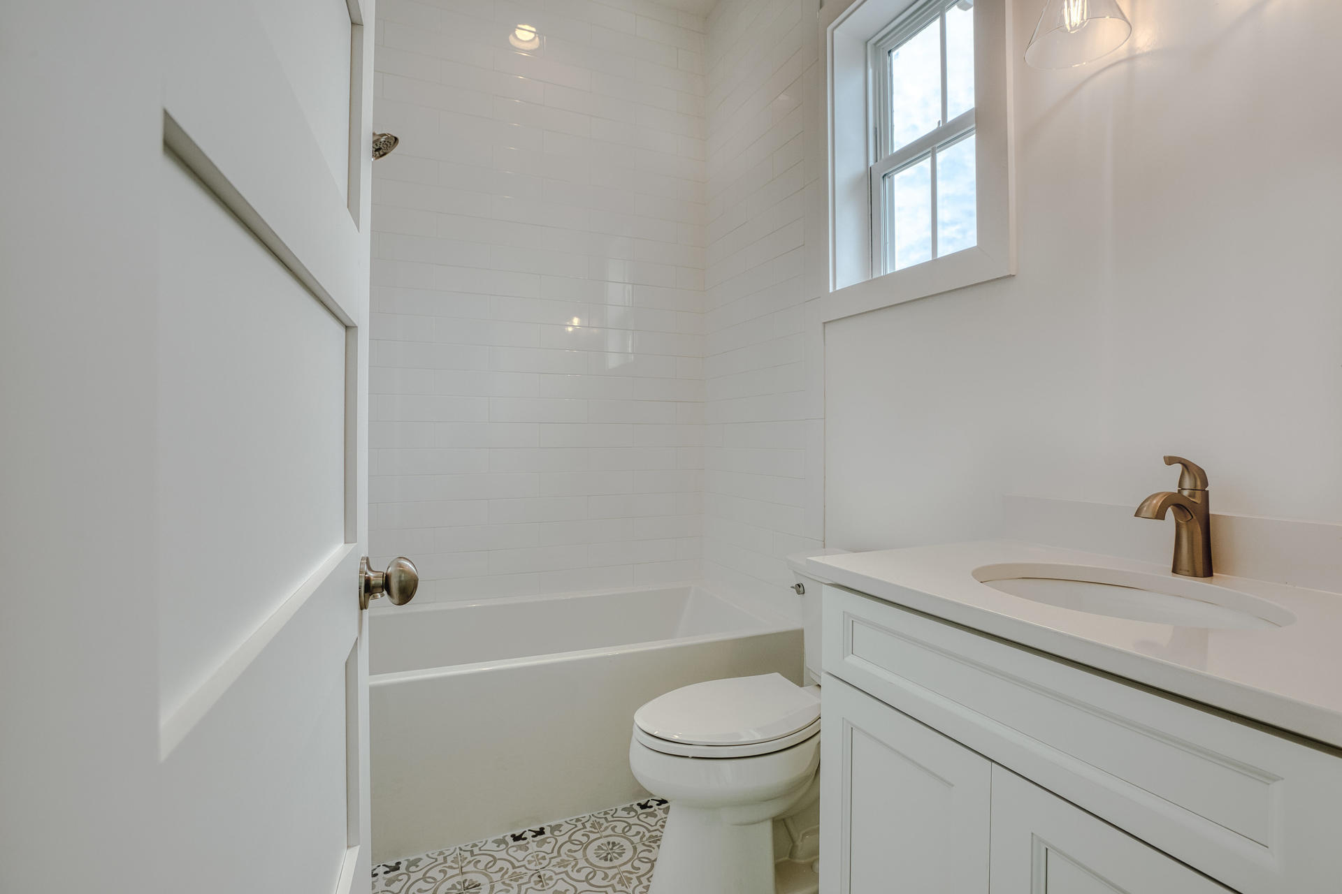 BLUE MOUNTAIN BEACH - Residential