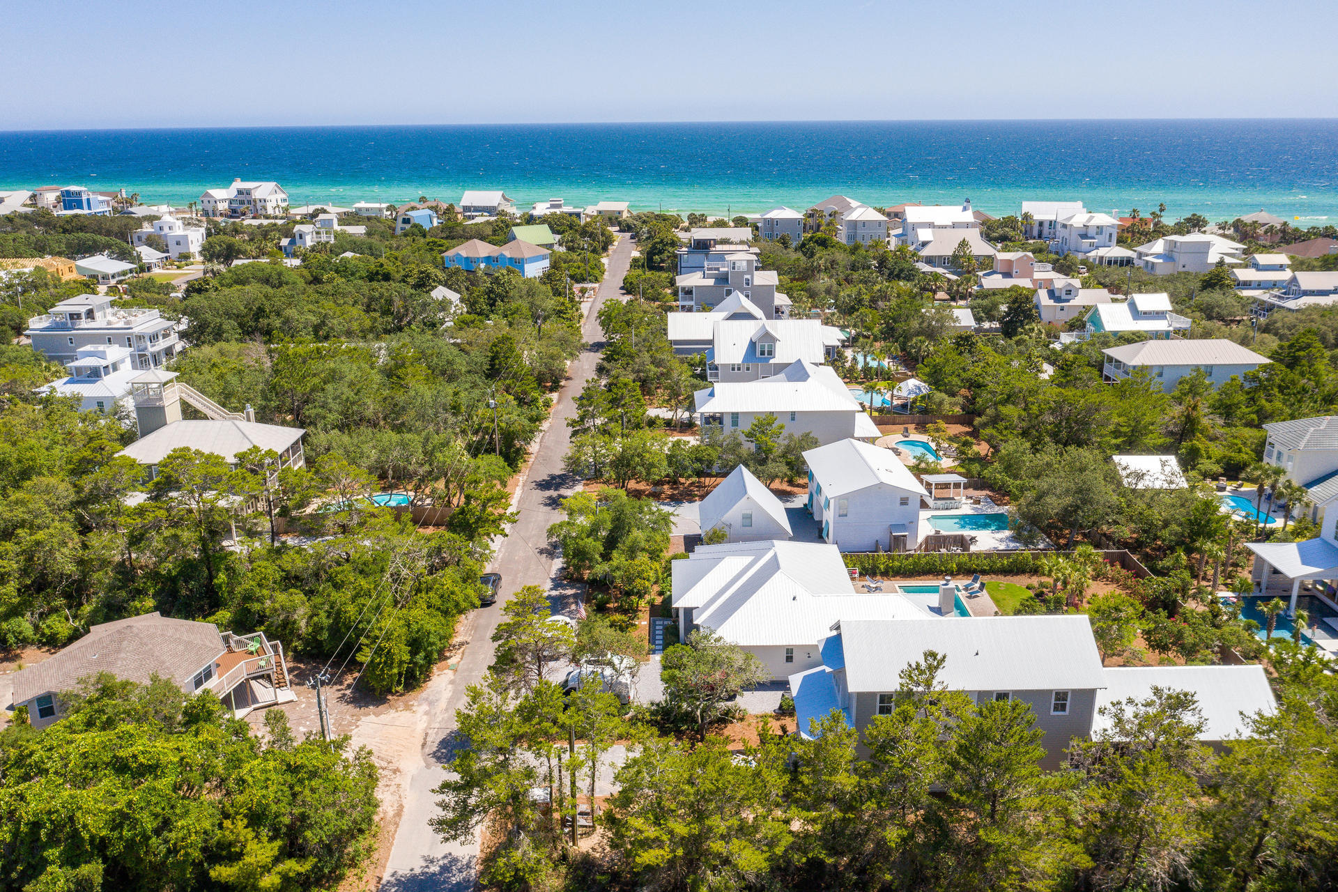BLUE MOUNTAIN BEACH - Residential