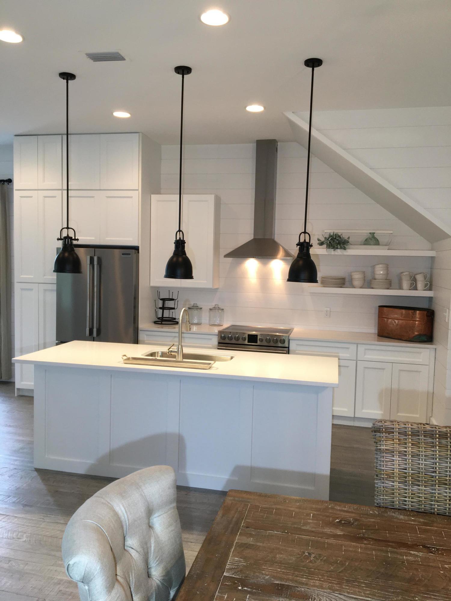 BLUE MOUNTAIN BEACH - Residential