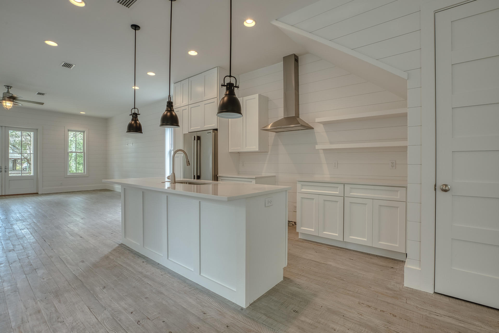 BLUE MOUNTAIN BEACH - Residential