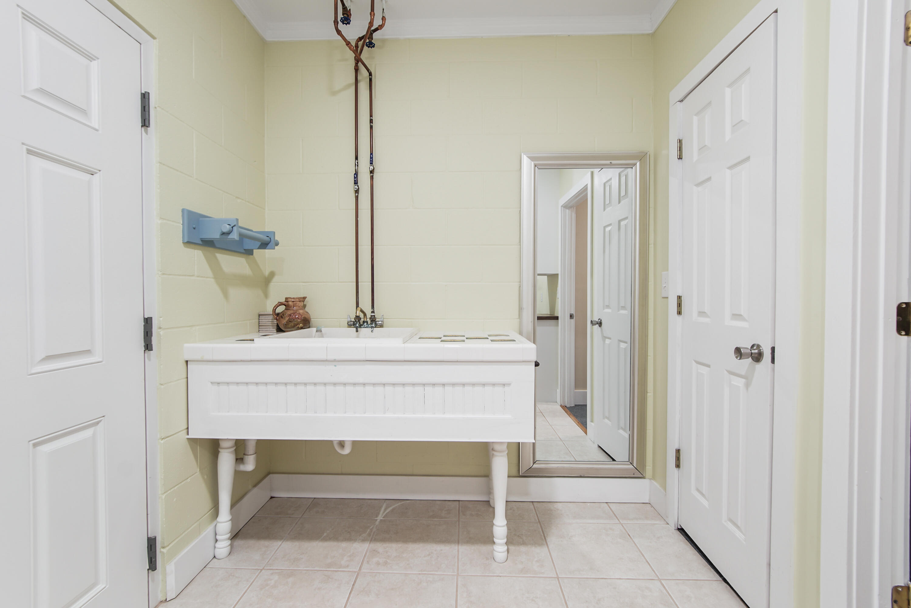 NONESUCH WAY - Residential