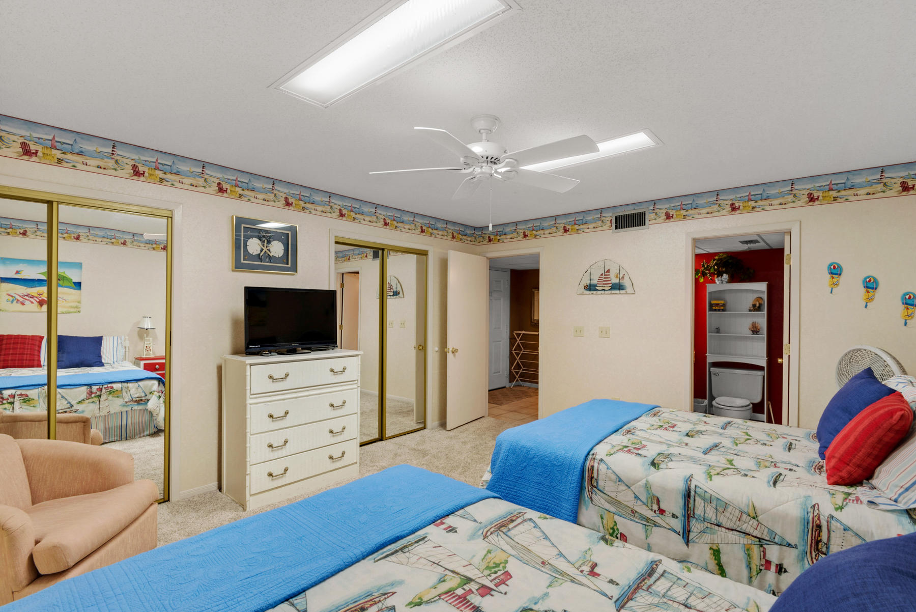 EDGEWATER GOLF VILLAS 2A CONDO - Residential