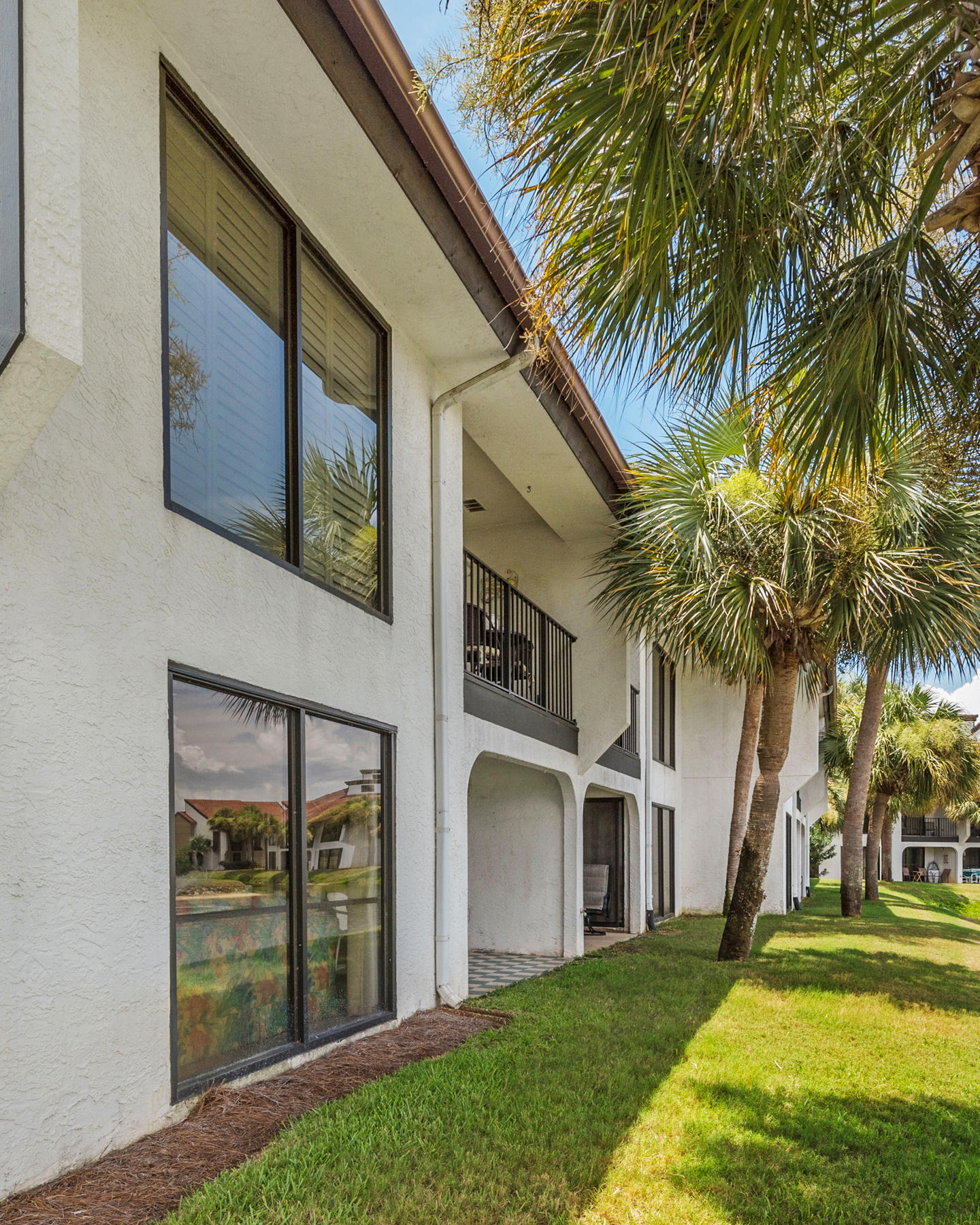 EDGEWATER GOLF VILLAS 2A CONDO - Residential