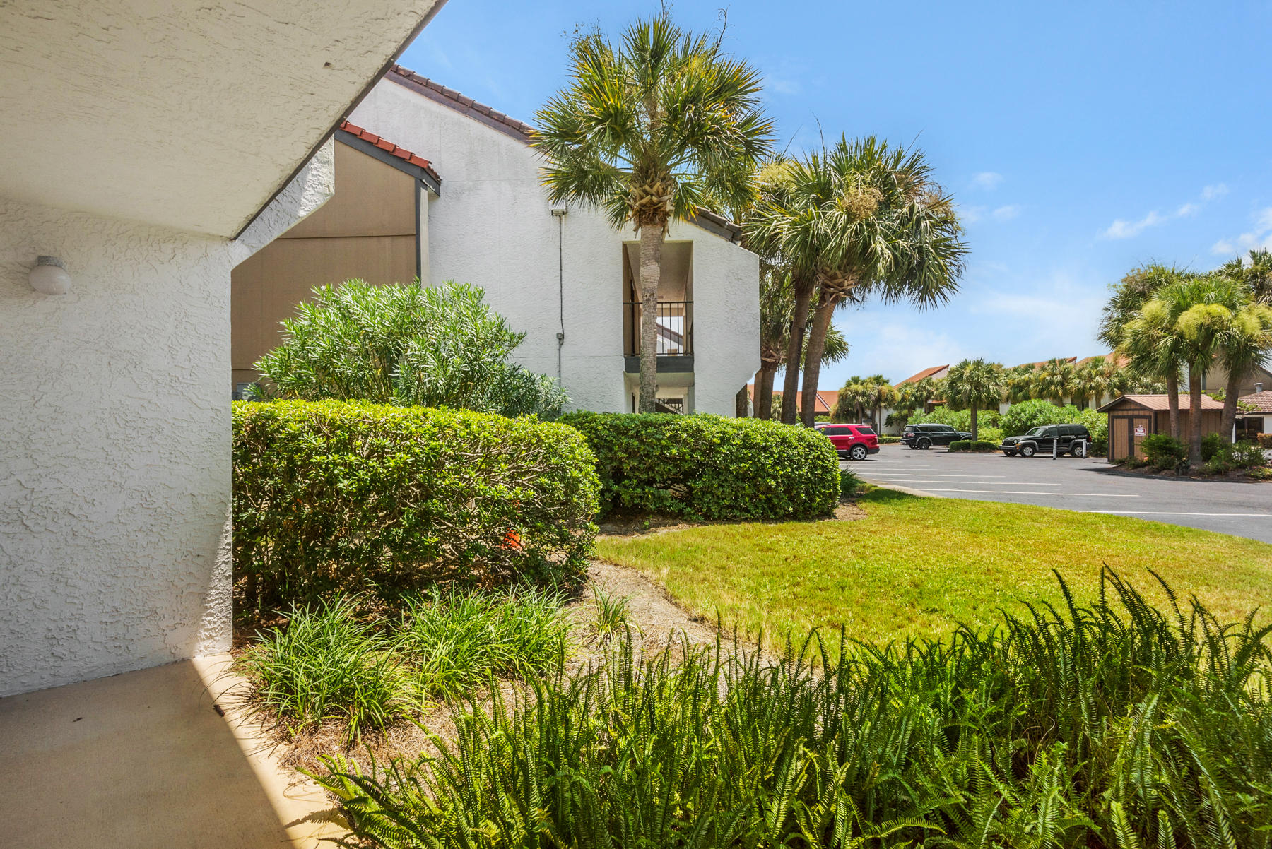 EDGEWATER GOLF VILLAS 2A CONDO - Residential