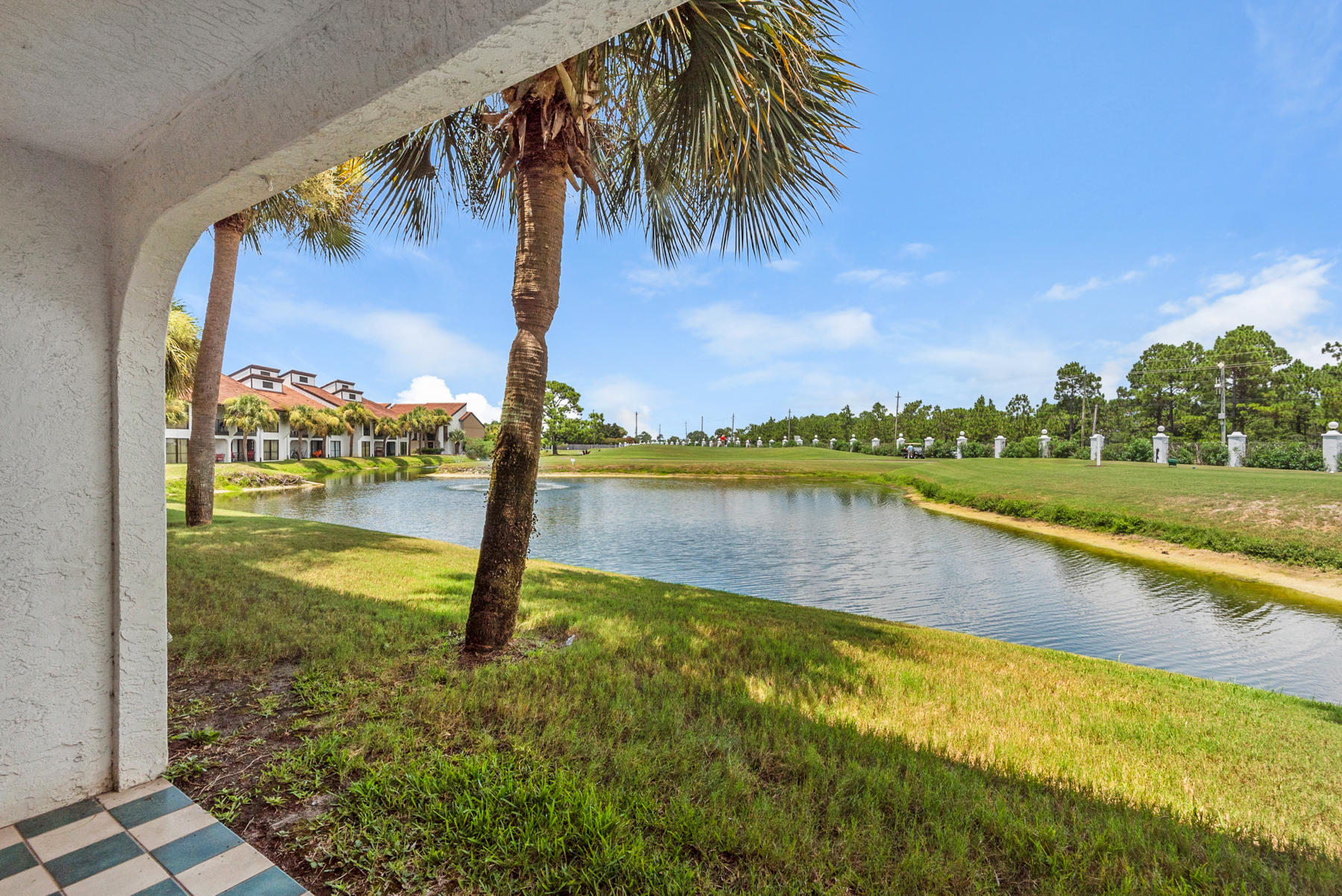 EDGEWATER GOLF VILLAS 2A CONDO - Residential