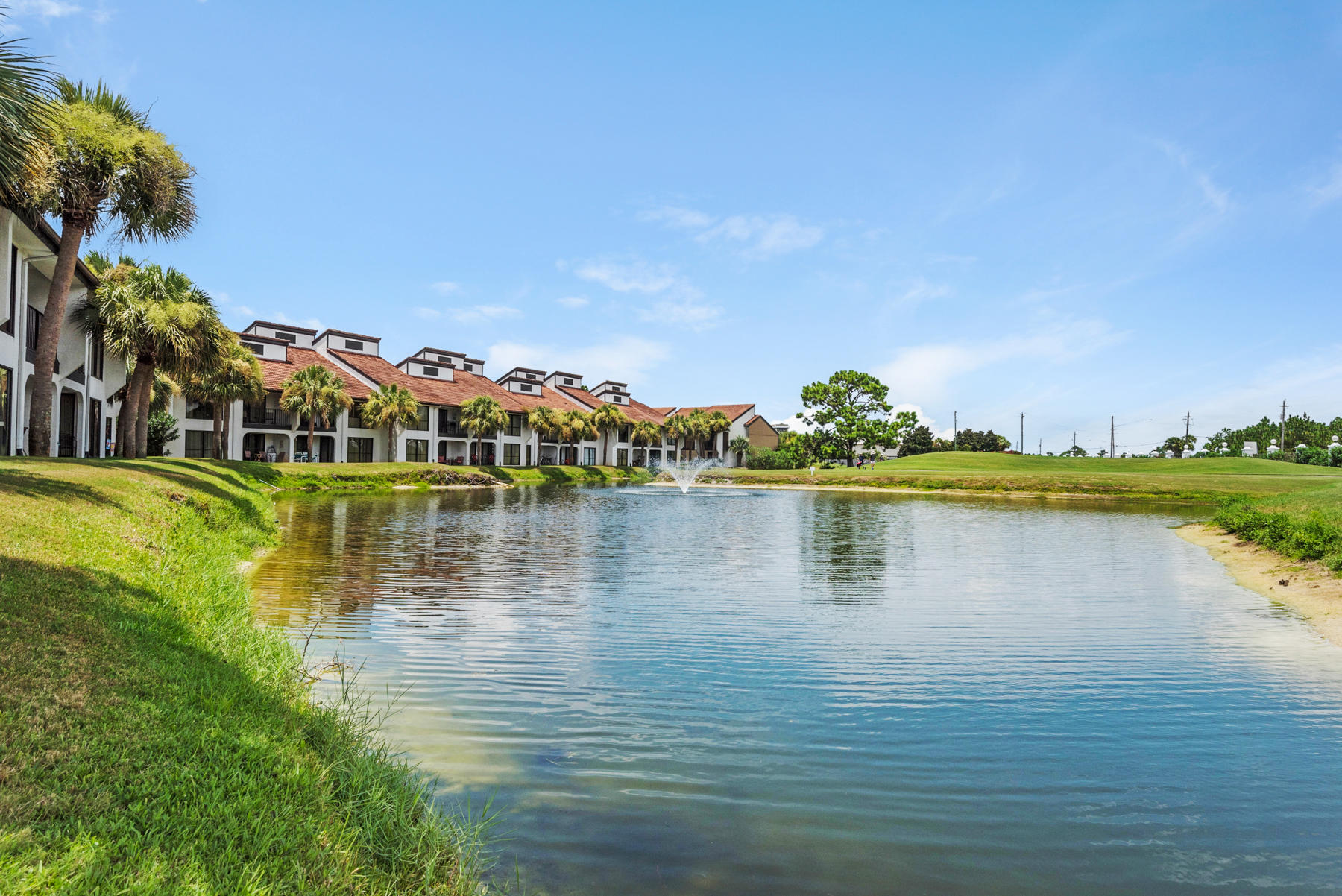 EDGEWATER GOLF VILLAS 2A CONDO - Residential