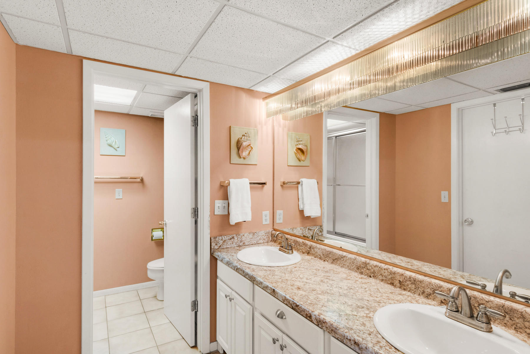 EDGEWATER GOLF VILLAS 2A CONDO - Residential