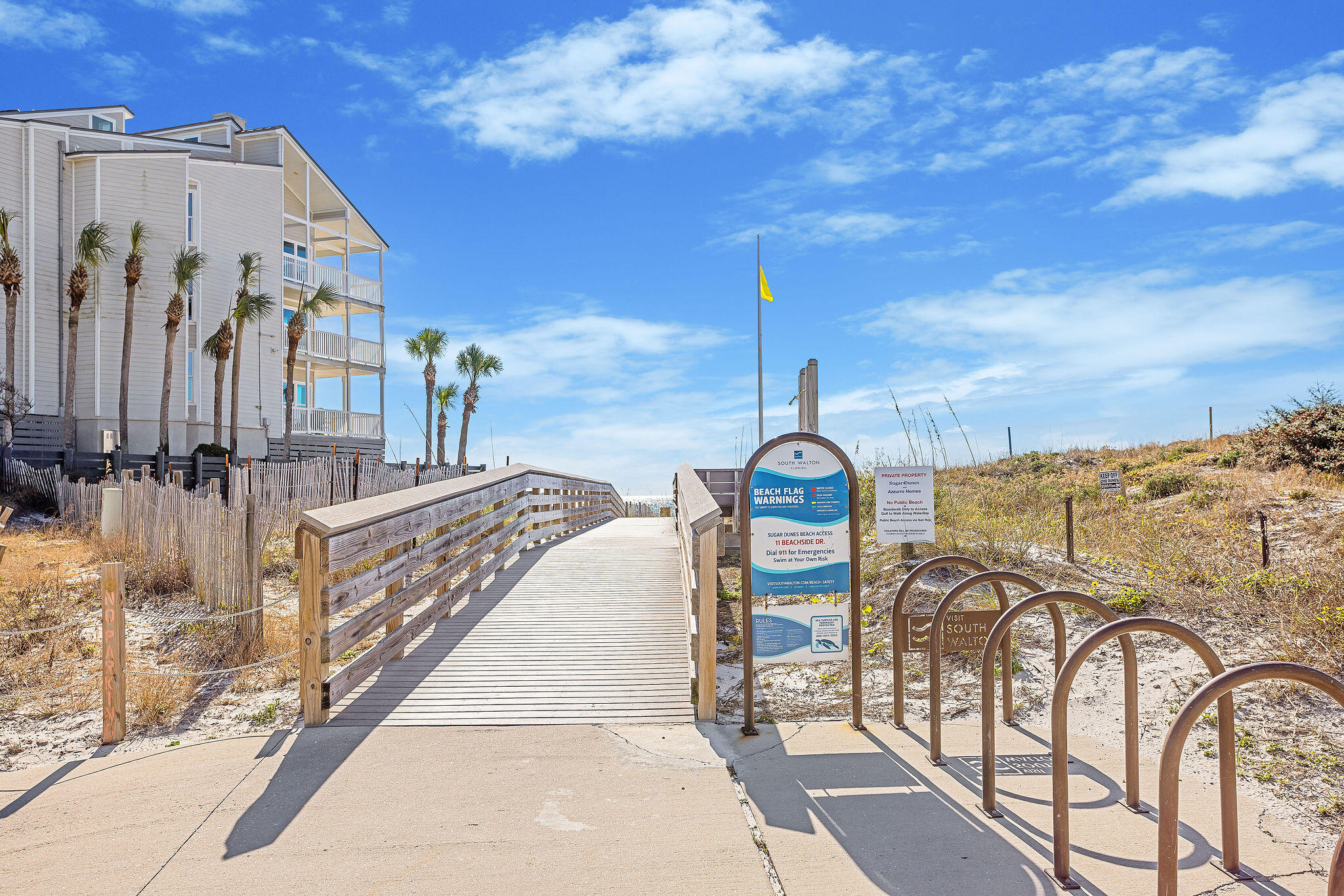 COTTAGES AT EASTERN LAKE - Residential