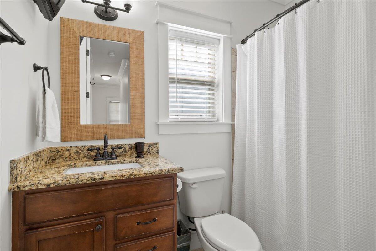 COTTAGES AT EASTERN LAKE - Residential