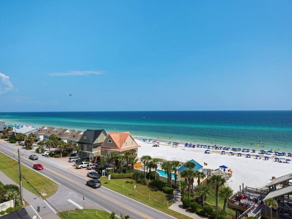 LEEWARD KEY - Residential