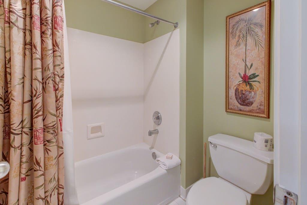 LEEWARD KEY - Residential