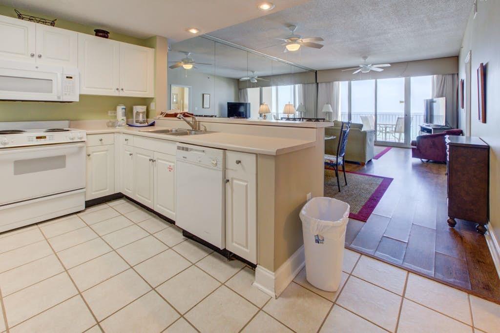 LEEWARD KEY - Residential