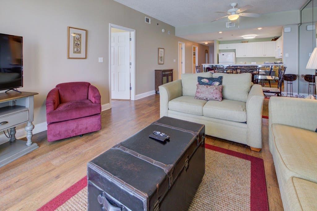 LEEWARD KEY - Residential