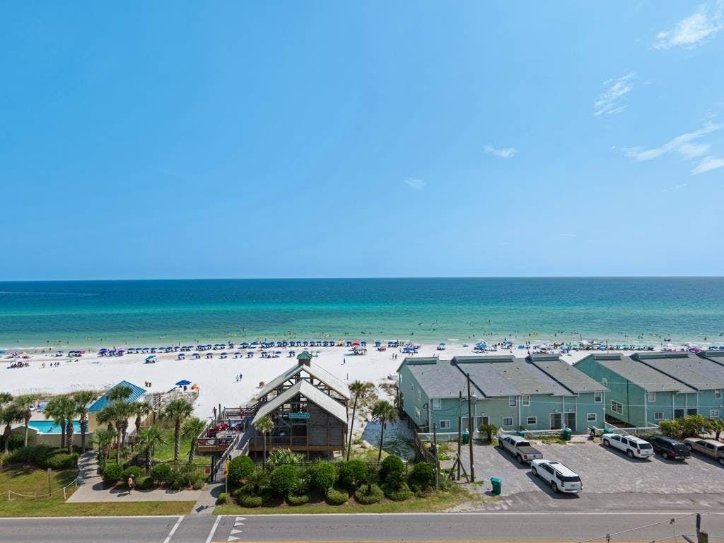 LEEWARD KEY - Residential