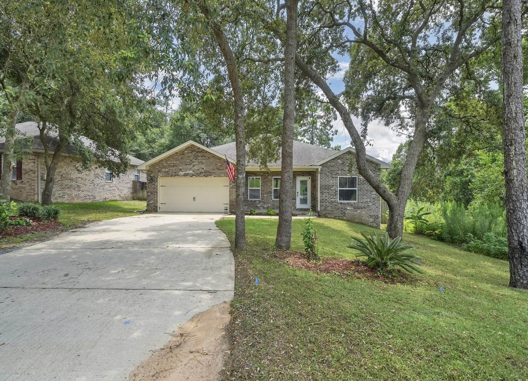 SUGAR CREEK S/D - Residential Lease