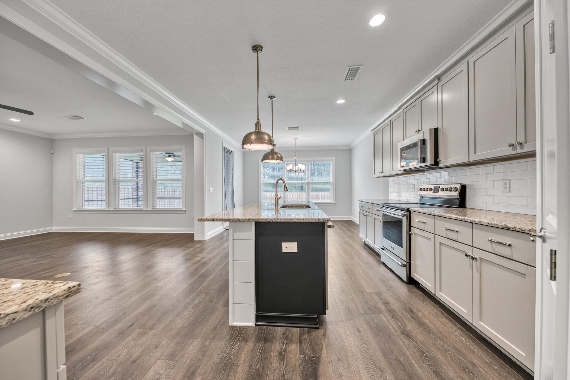 ASHTON PARK PH I - Residential