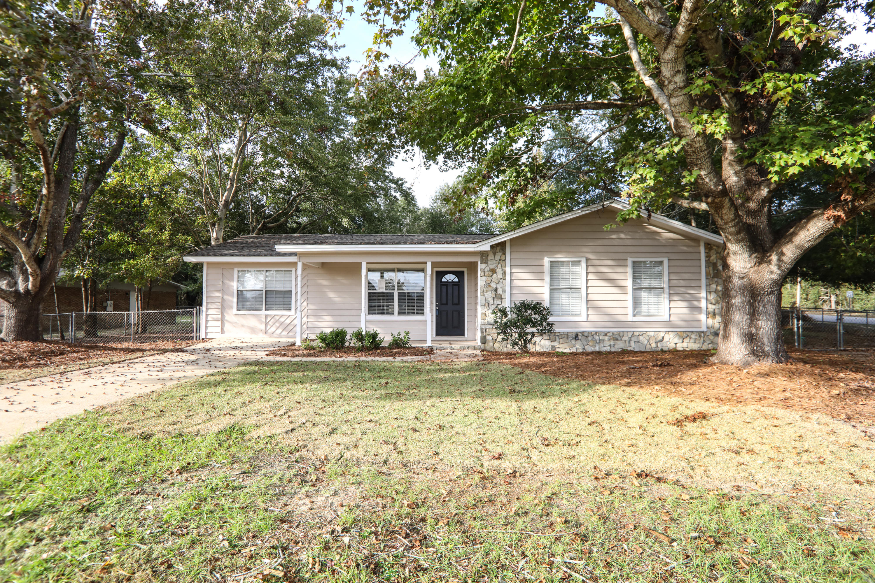 AUBURN HEIGHTS - Residential